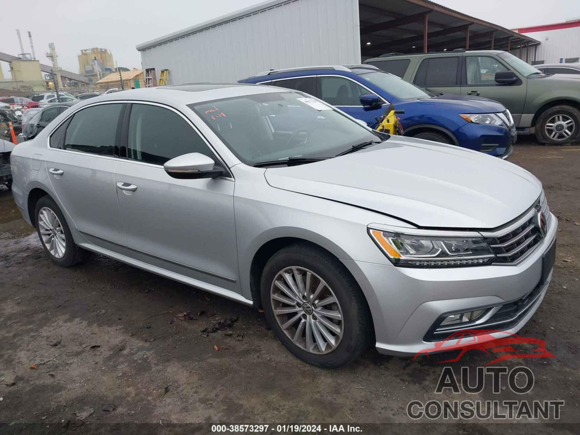 VOLKSWAGEN PASSAT 2017 - 1VWBT7A33HC035866