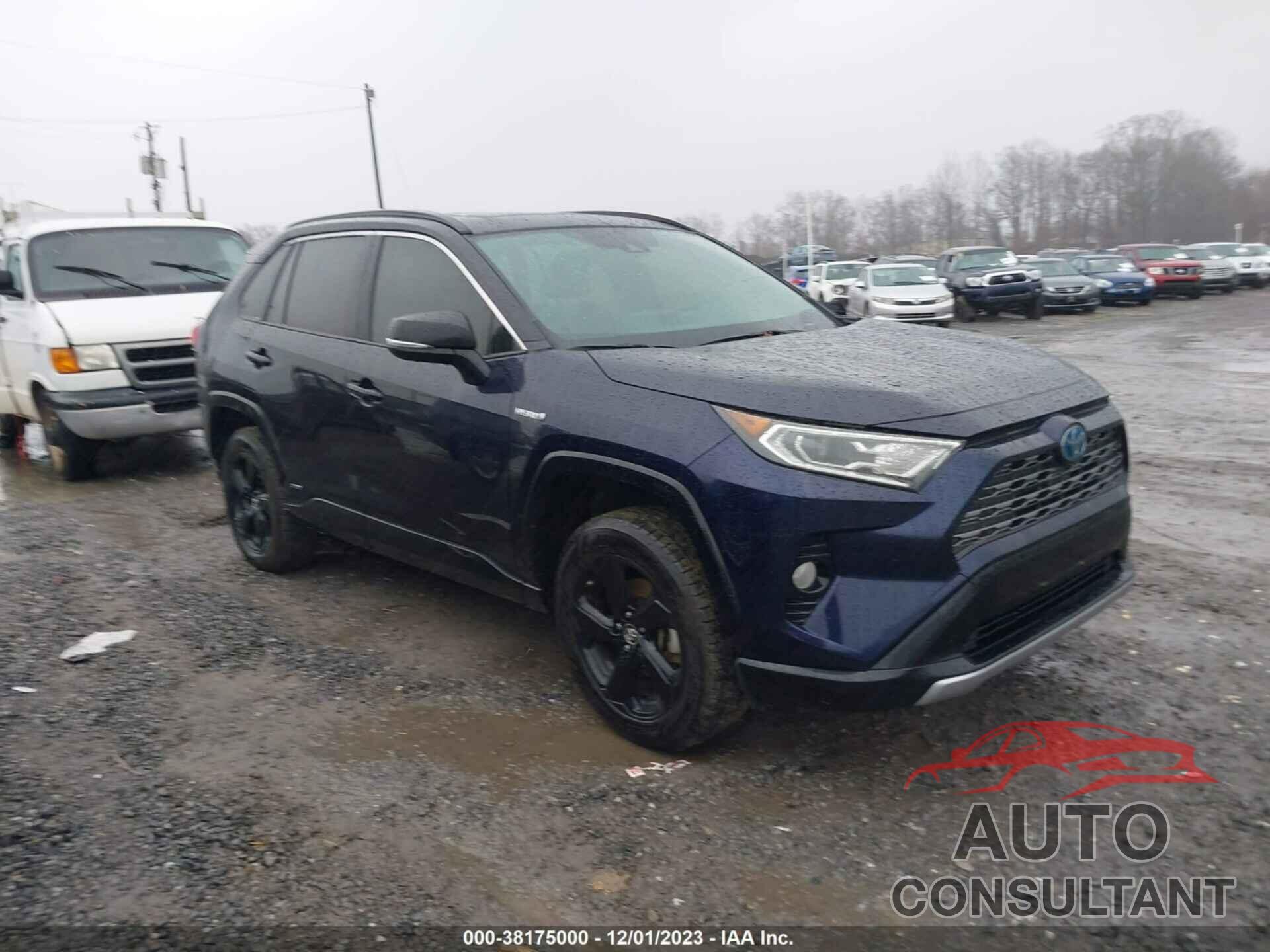 TOYOTA RAV4 2019 - JTMEWRFV0KD508685