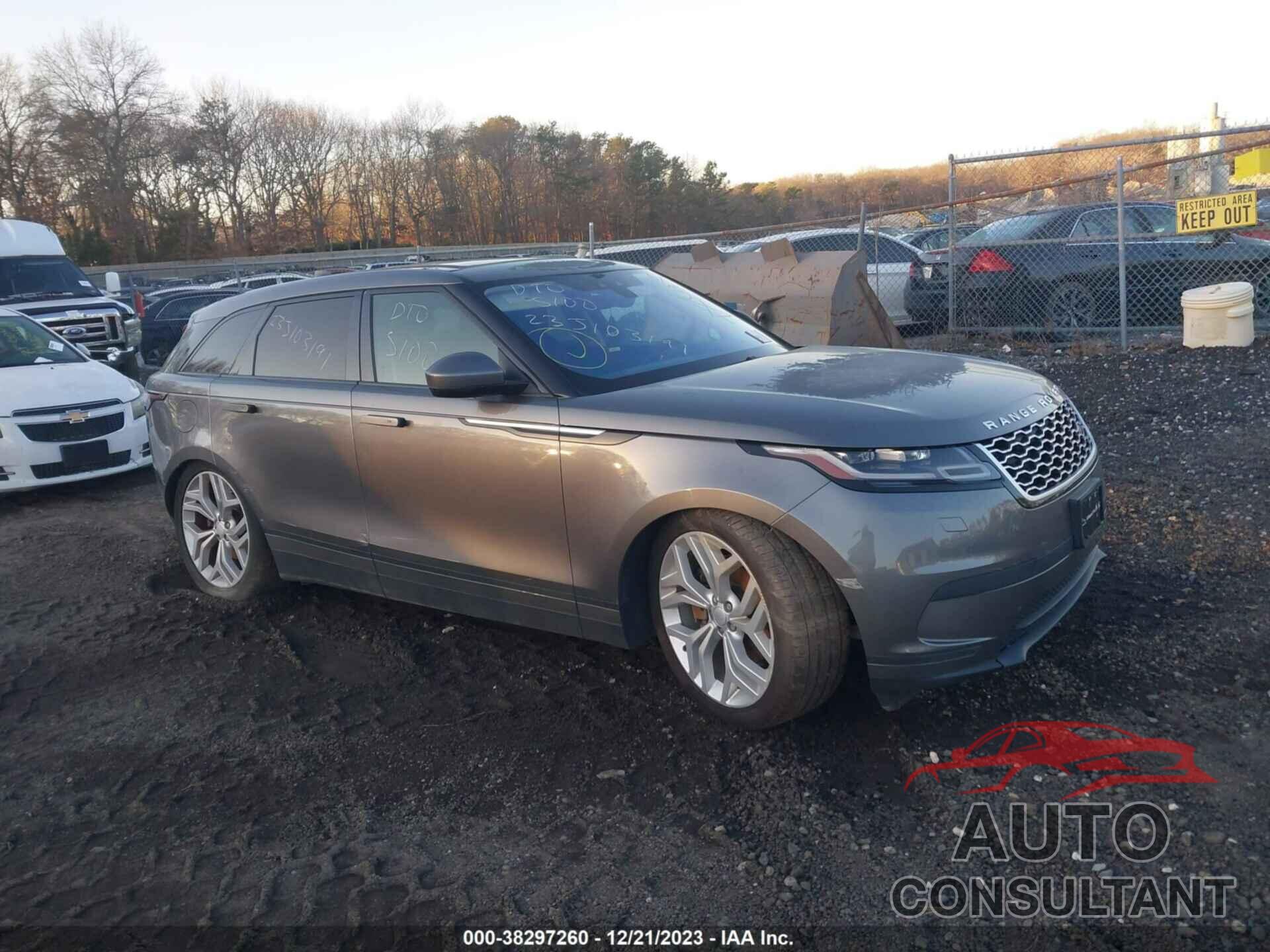 LAND ROVER RANGE ROVER VELAR 2018 - SALYB2RV1JA719348