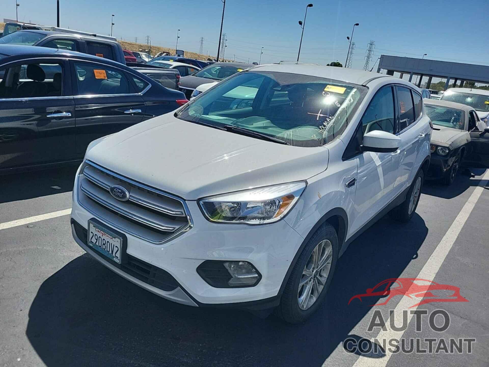 FORD ESCAPE 2019 - 1FMCU0GD2KUA64106