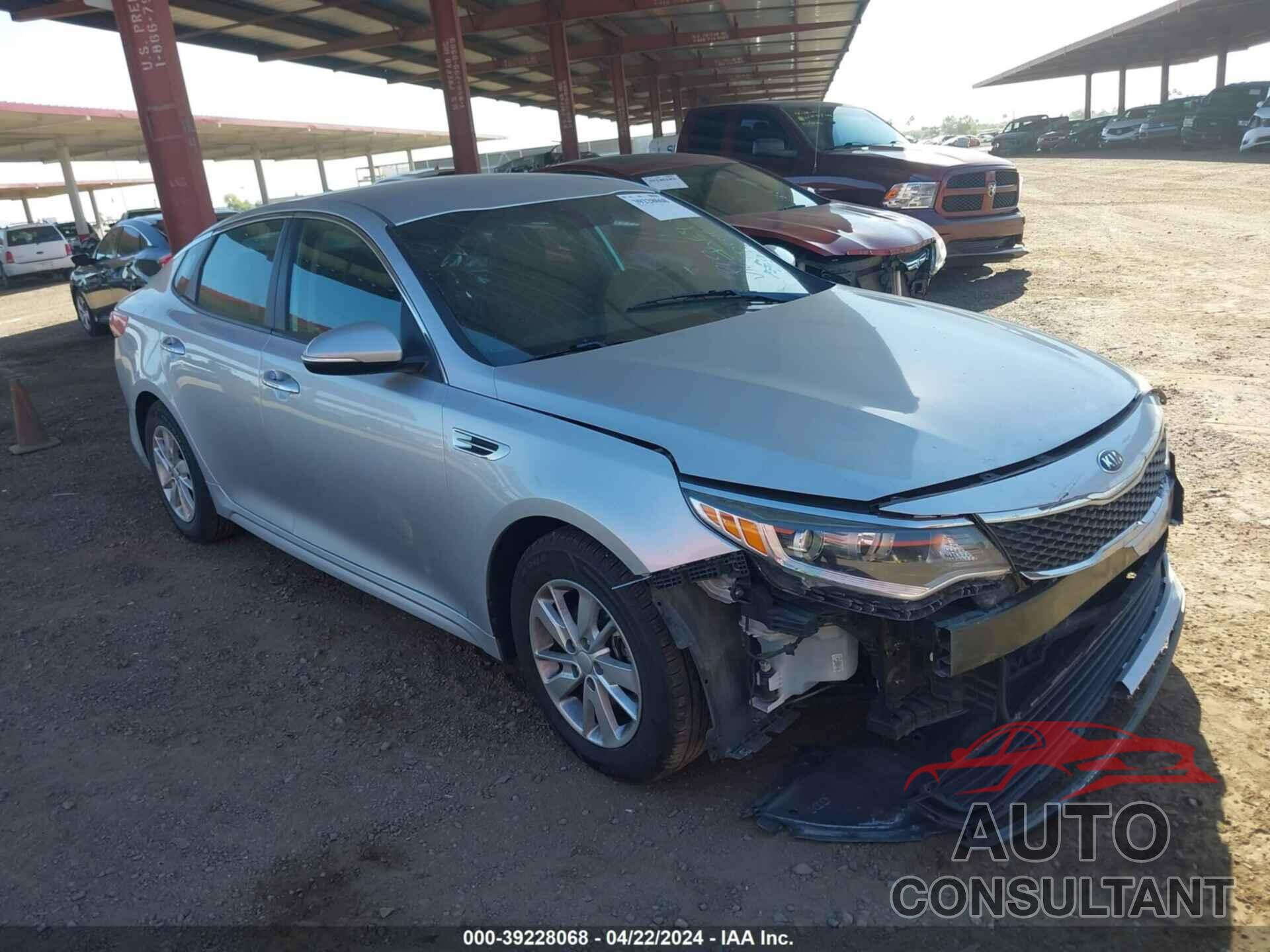 KIA OPTIMA 2018 - 5XXGT4L35JG195144