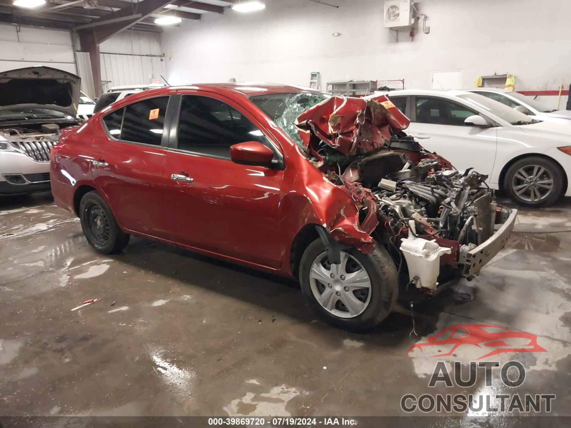 NISSAN VERSA 2018 - 3N1CN7AP8JL850744