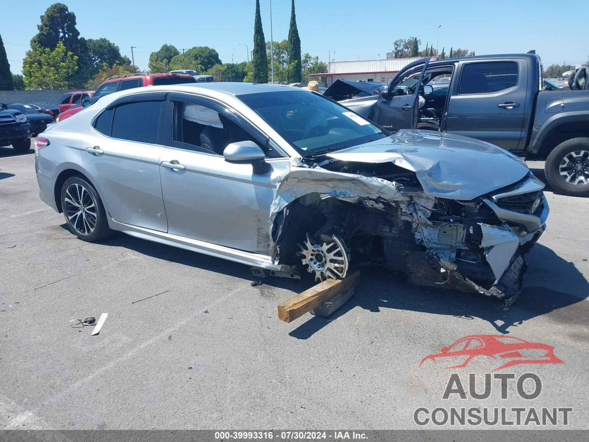 TOYOTA CAMRY 2020 - 4T1G11AK8LU914314
