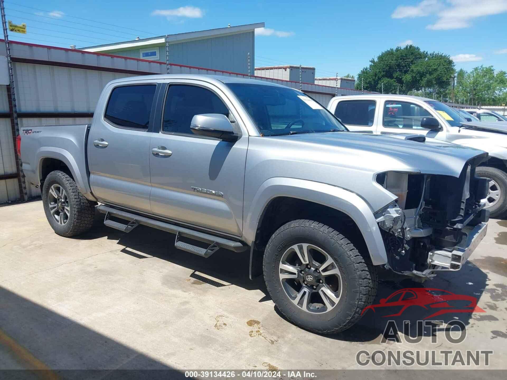 TOYOTA TACOMA 2017 - 5TFAZ5CN9HX035329