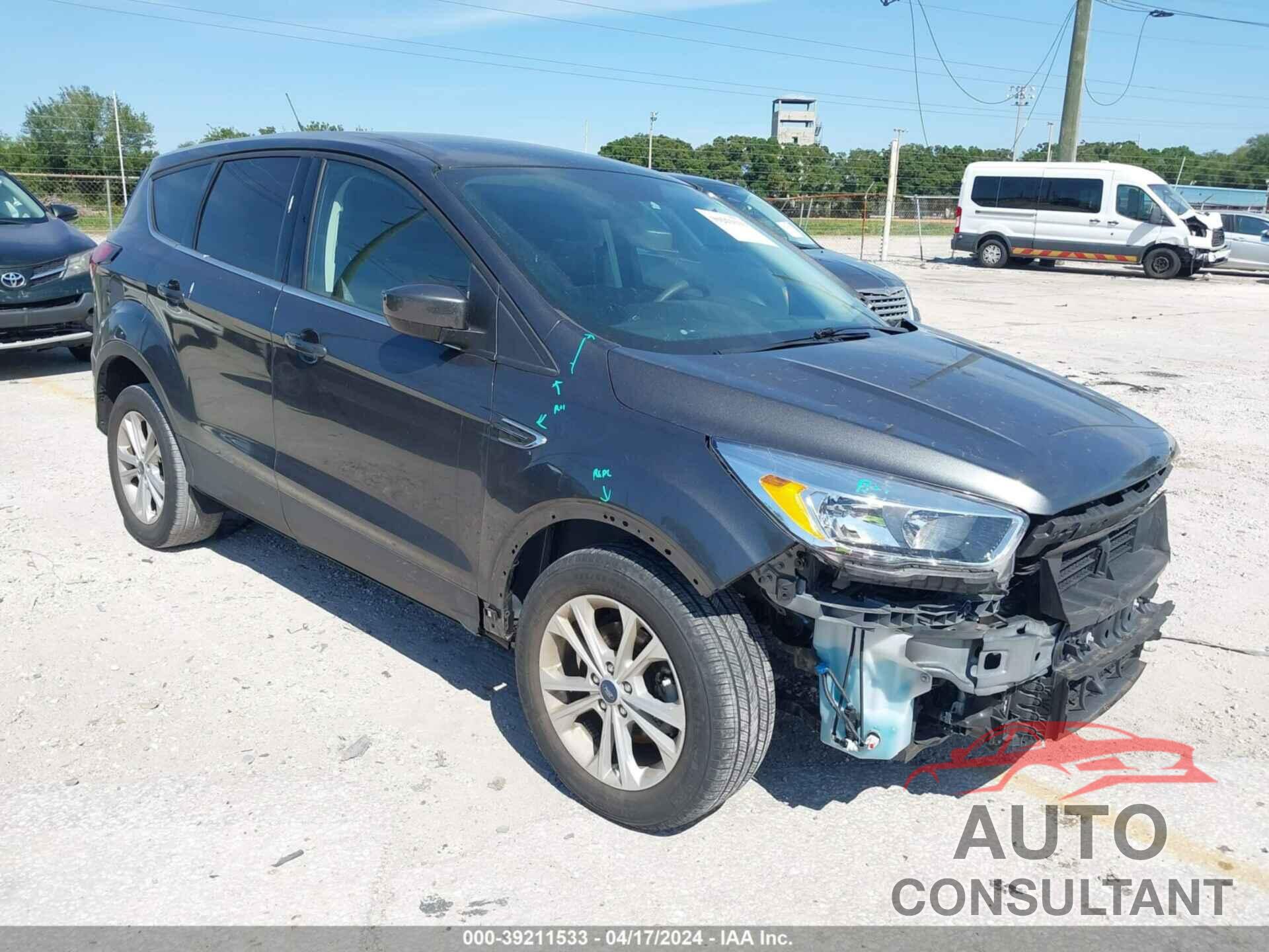 FORD ESCAPE 2019 - 1FMCU0GD0KUB47629