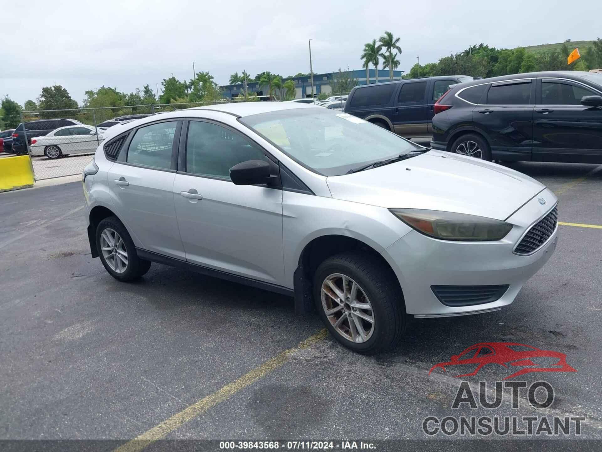 FORD FOCUS 2018 - 1FADP3K2XJL225075