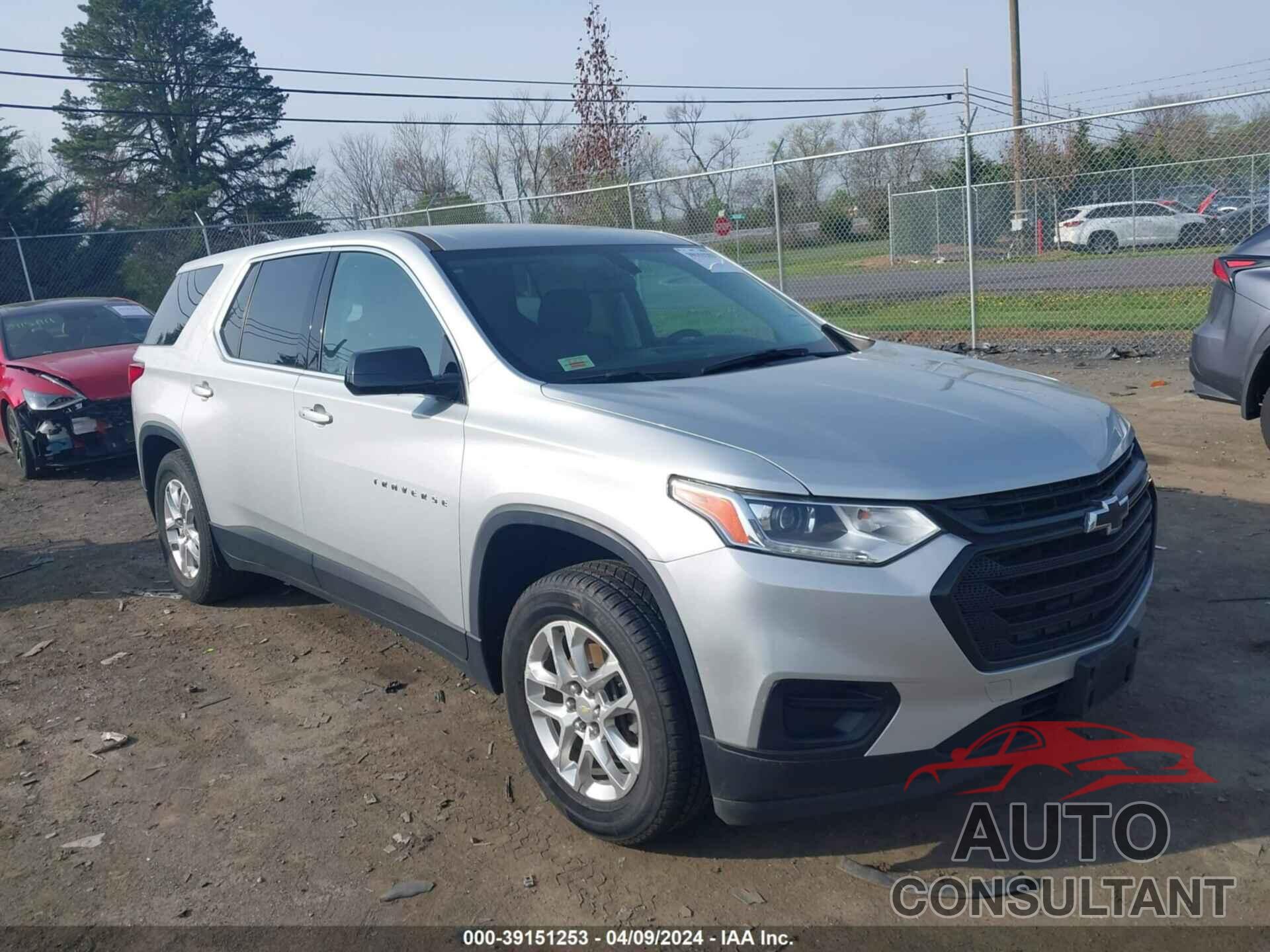 CHEVROLET TRAVERSE 2018 - 1GNERFKW5JJ183320