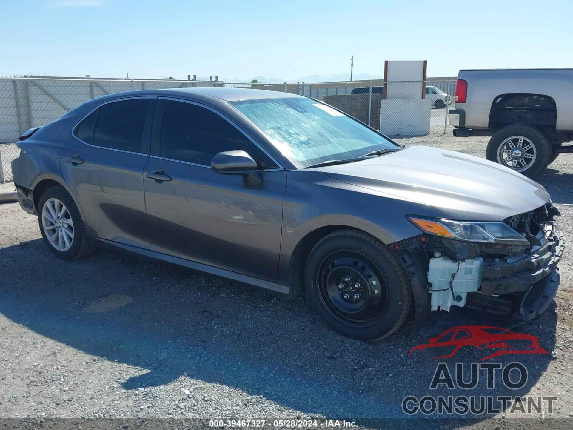 TOYOTA CAMRY 2022 - 4T1C11AK8NU068090