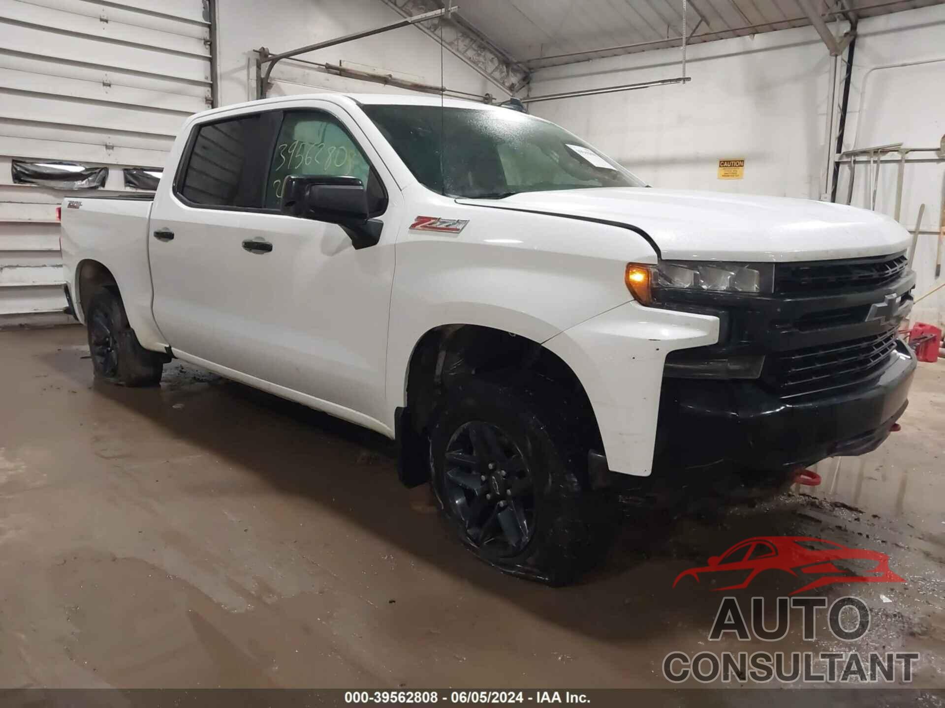 CHEVROLET SILVERADO 1500 2021 - 1GCPYFED4MZ164603