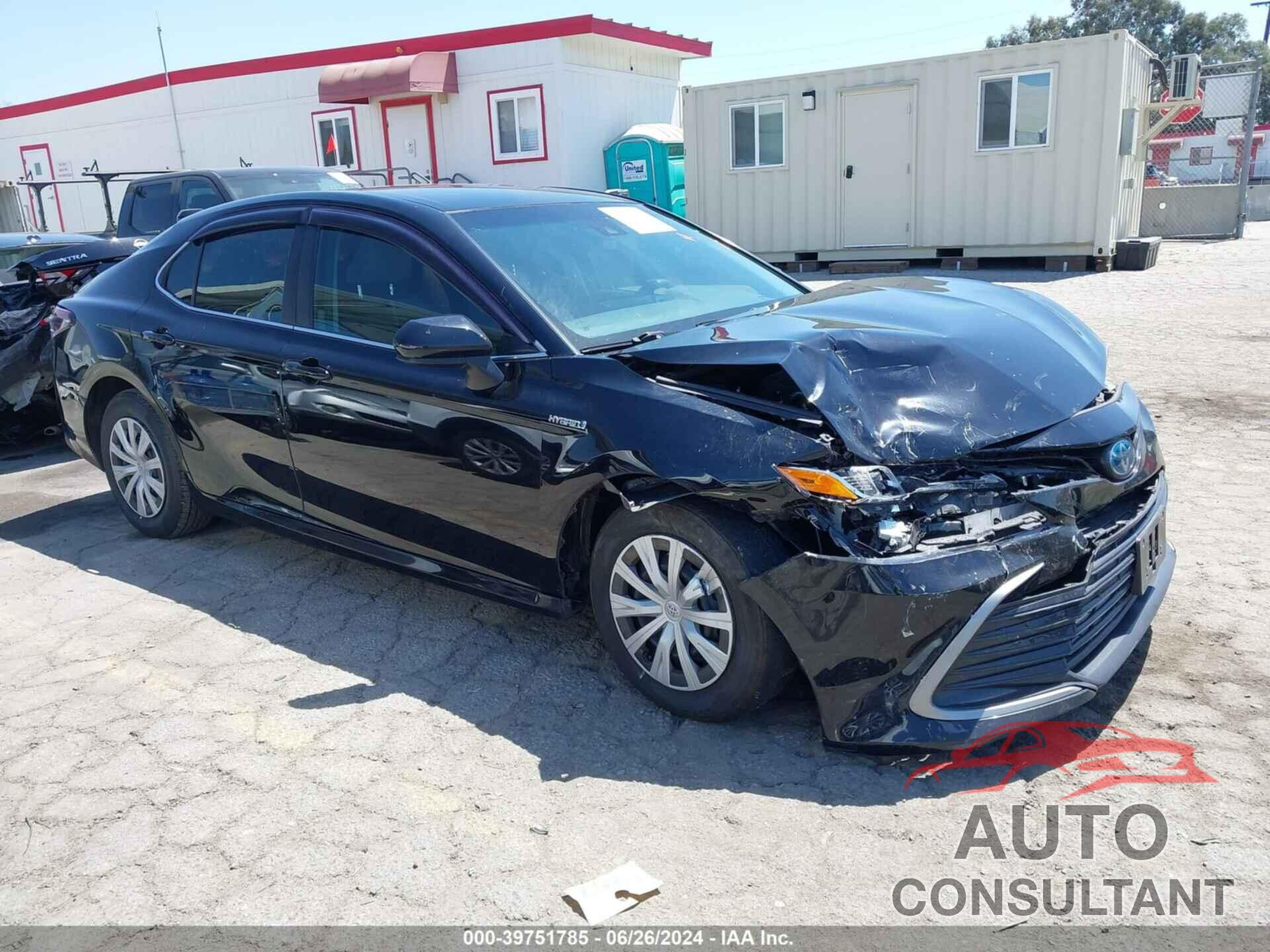 TOYOTA CAMRY 2021 - 4T1C31AK8MU566413