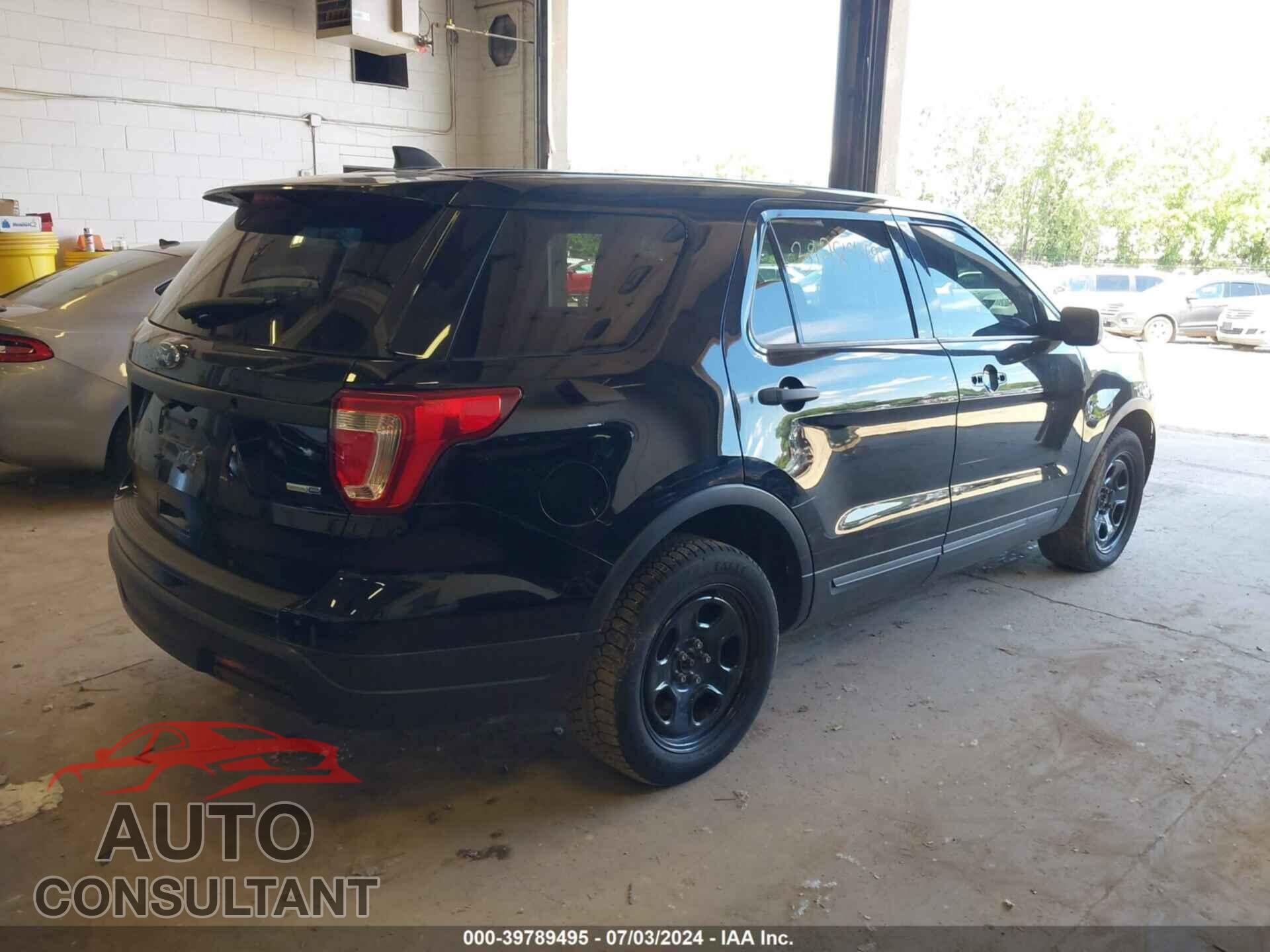 FORD POLICE INTERCEPTOR UTILITY 2018 - 1FM5K8AR5JGB12759