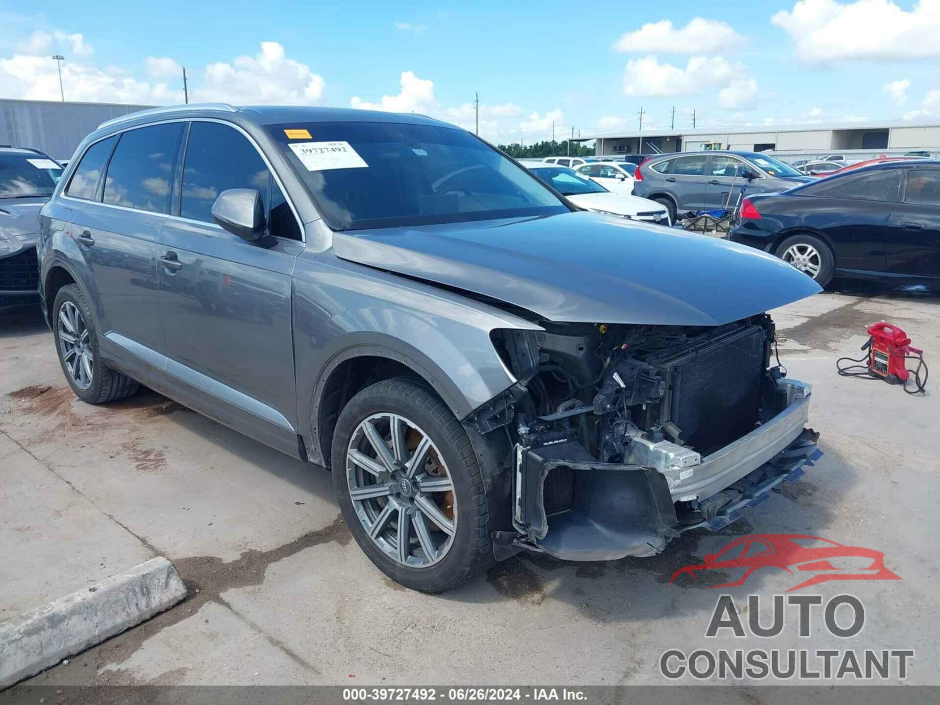 AUDI Q7 2018 - WA1LAAF7XJD013878