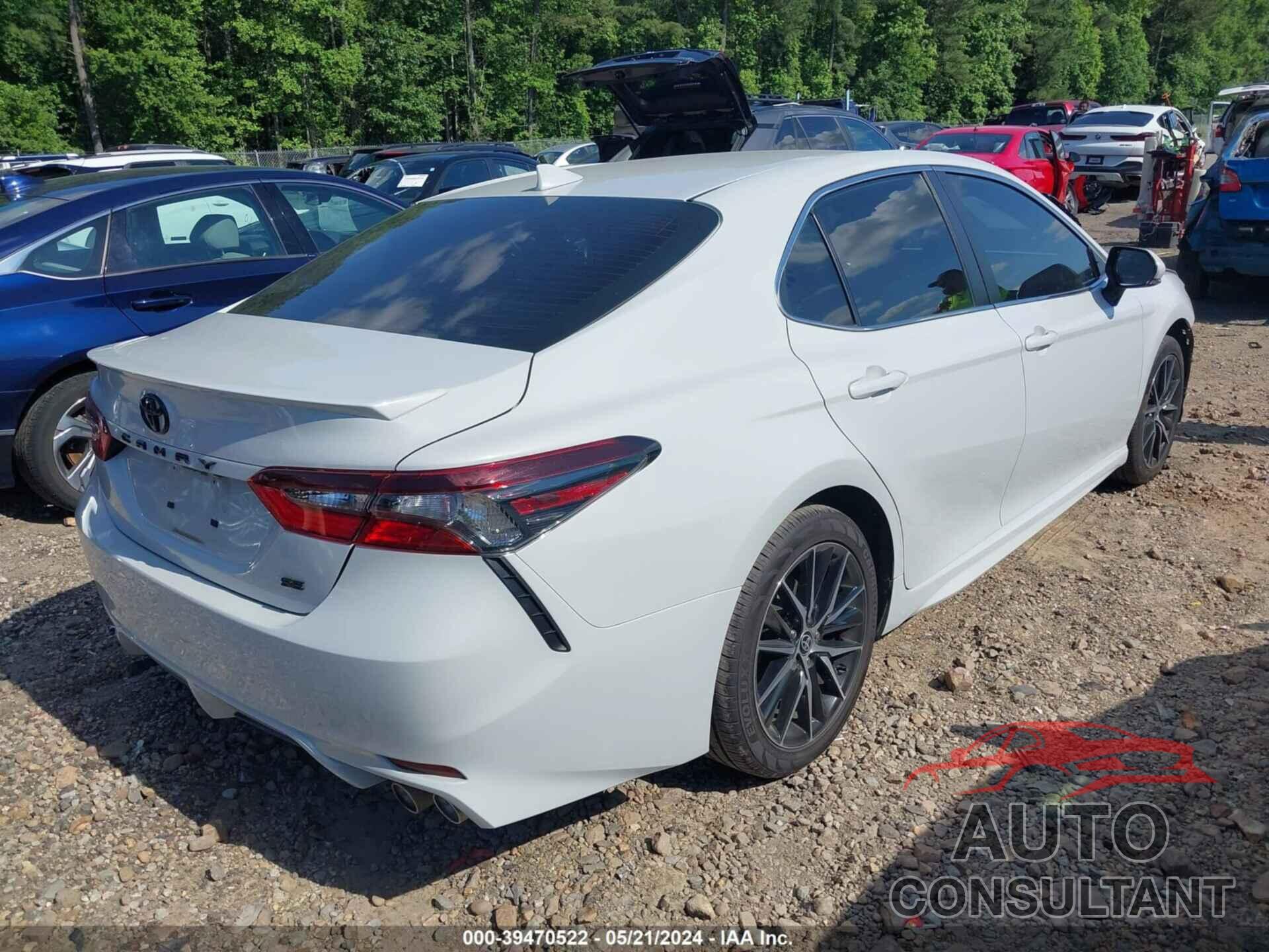 TOYOTA CAMRY 2022 - 4T1T11AK5NU022393