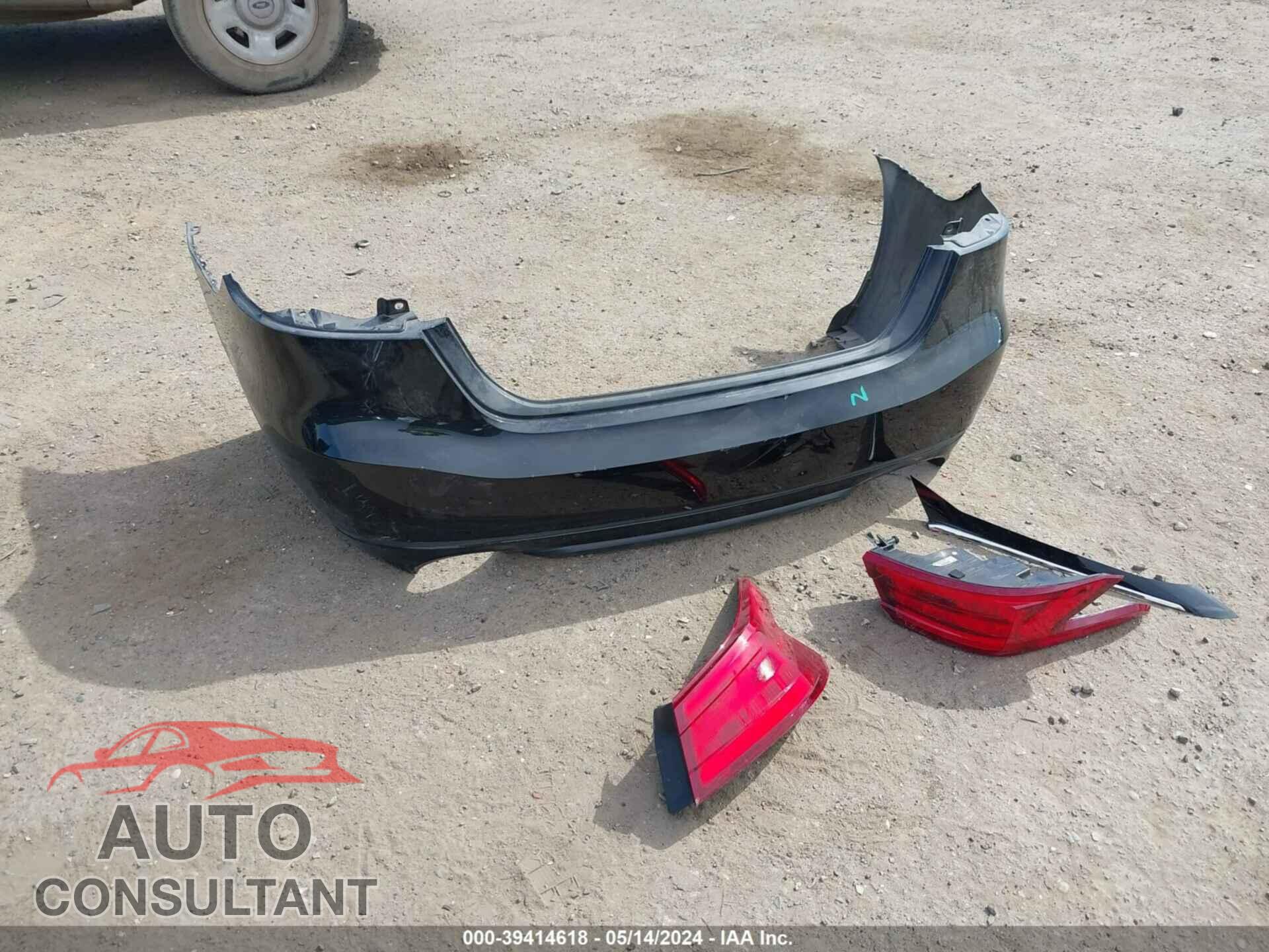 NISSAN MAXIMA 2017 - 1N4AA6AP1HC454502