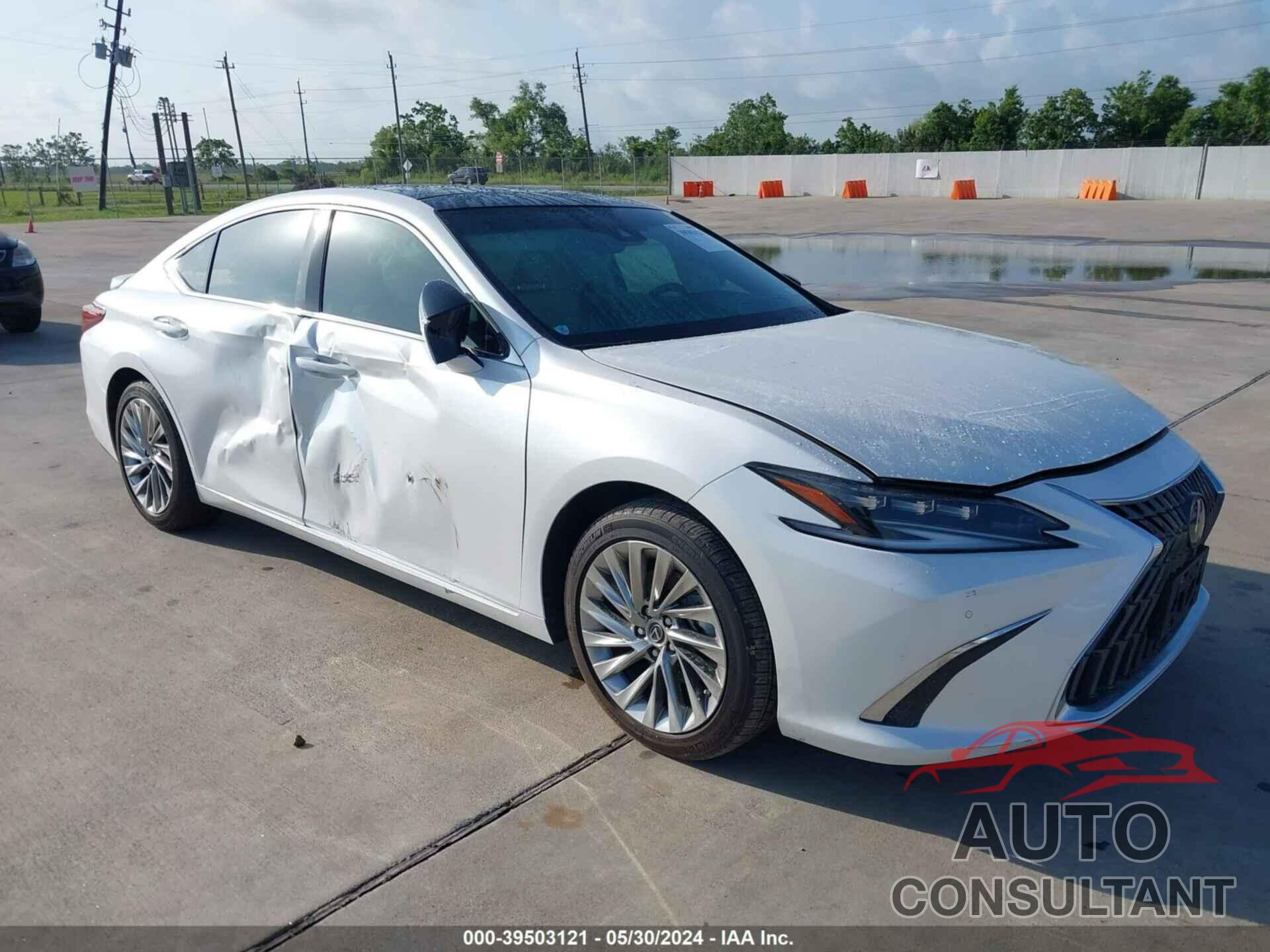 LEXUS ES 350 2022 - 58AFZ1B15NU113751