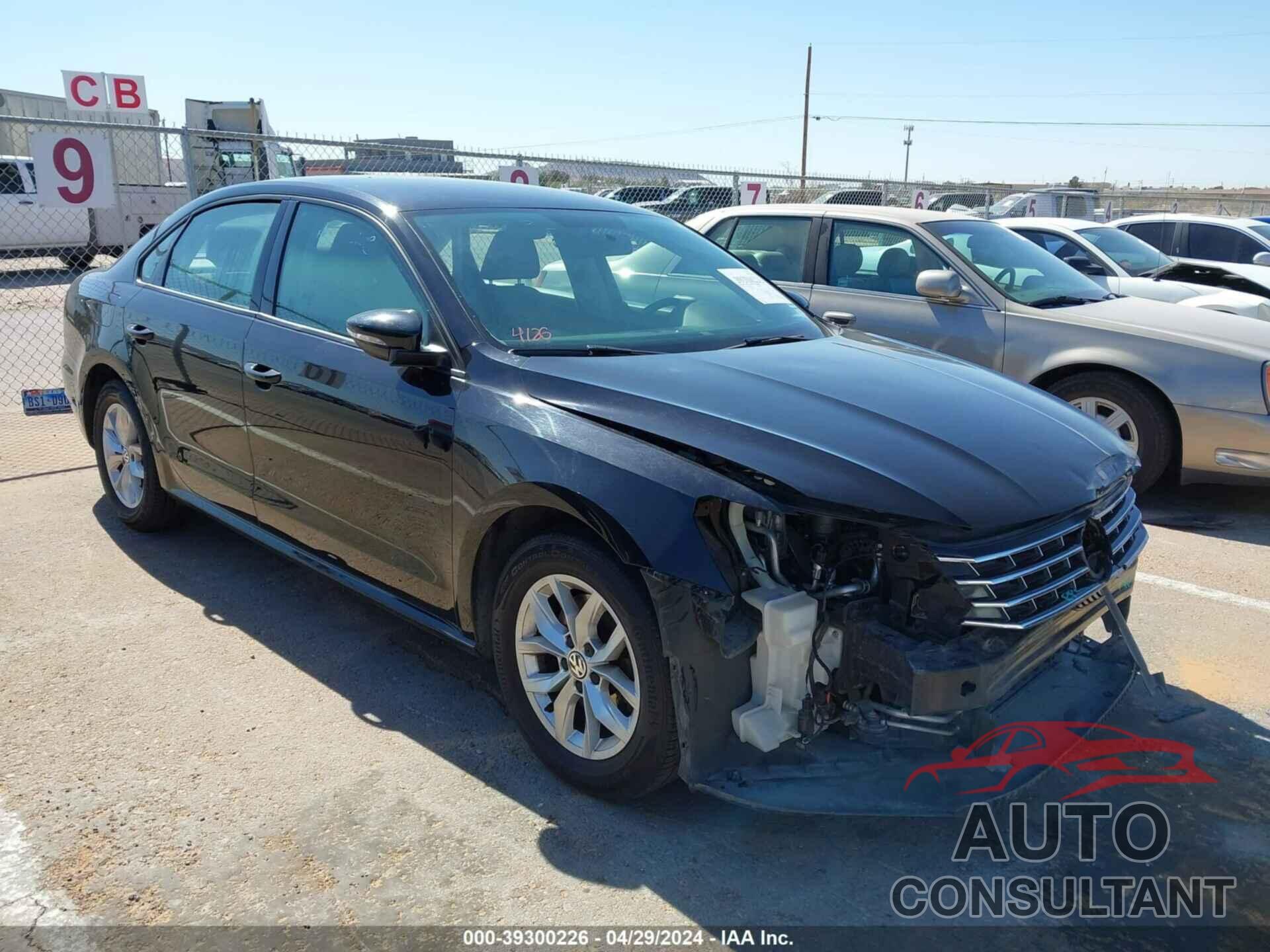 VOLKSWAGEN PASSAT 2018 - 1VWAA7A3XJC043955