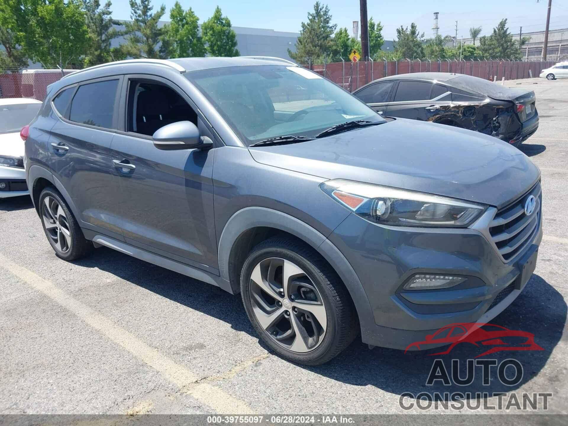 HYUNDAI TUCSON 2017 - KM8J33A20HU592108