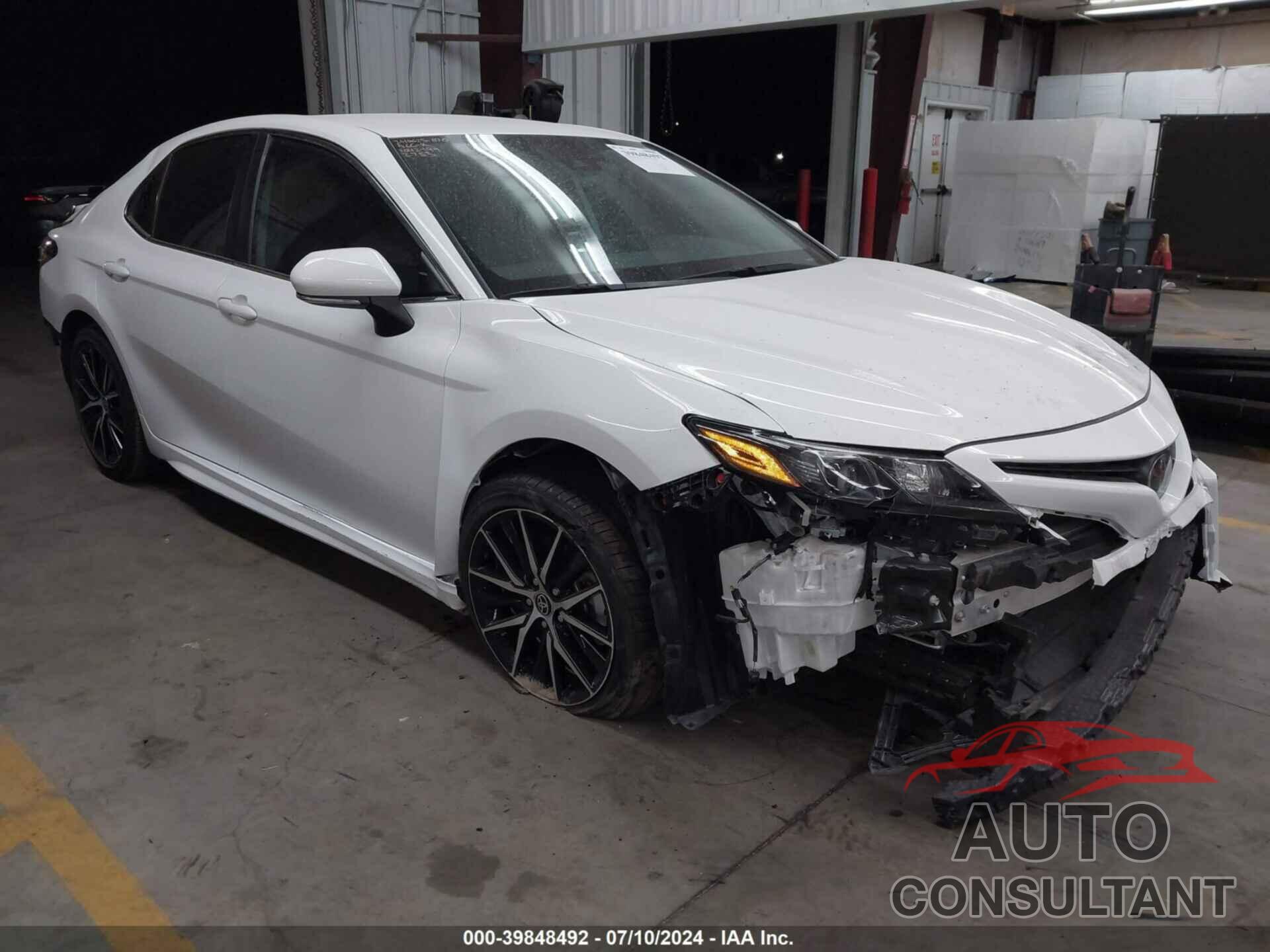TOYOTA CAMRY 2023 - 4T1G11AKXPU082755