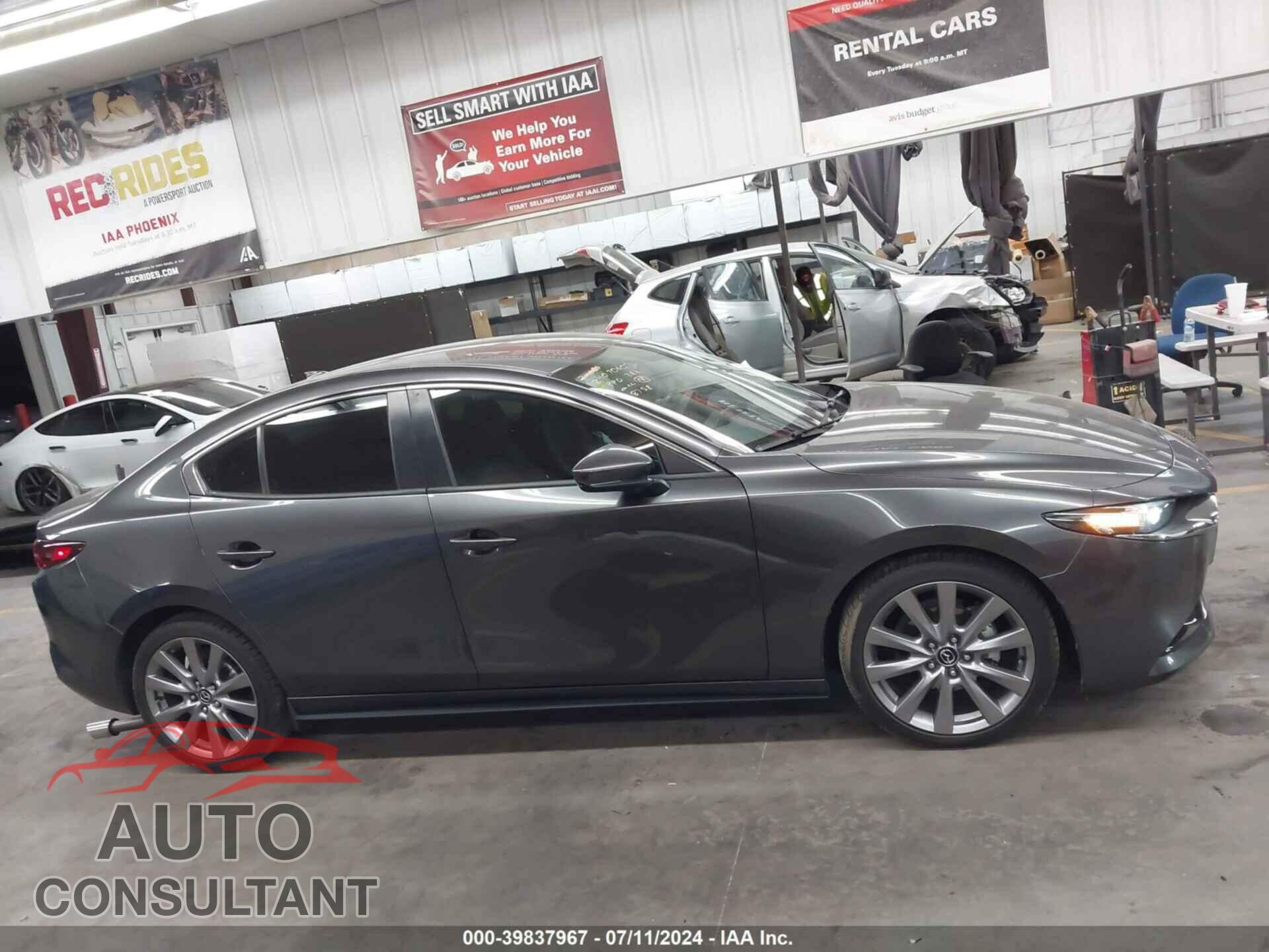 MAZDA 3 2019 - JM1BPACL9K1108758