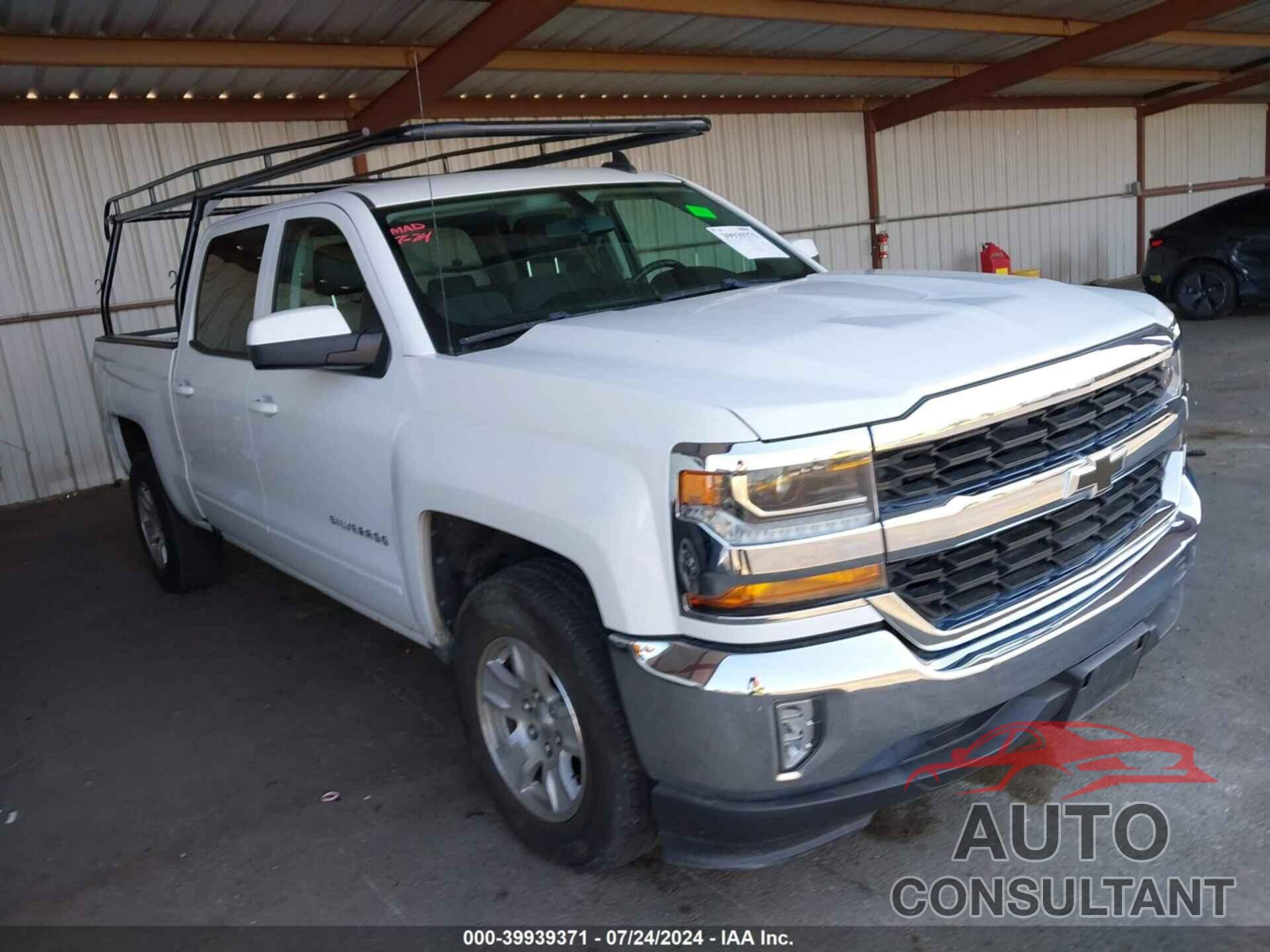 CHEVROLET SILVERADO 1500 2018 - 3GCPCREC9JG354352