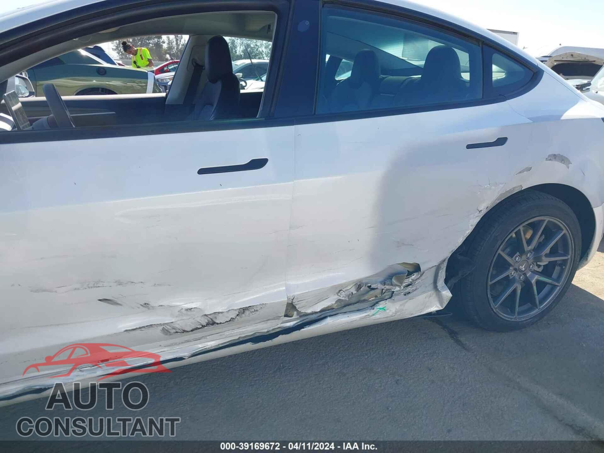 TESLA MODEL 3 2022 - 5YJ3E1EA9NF172607