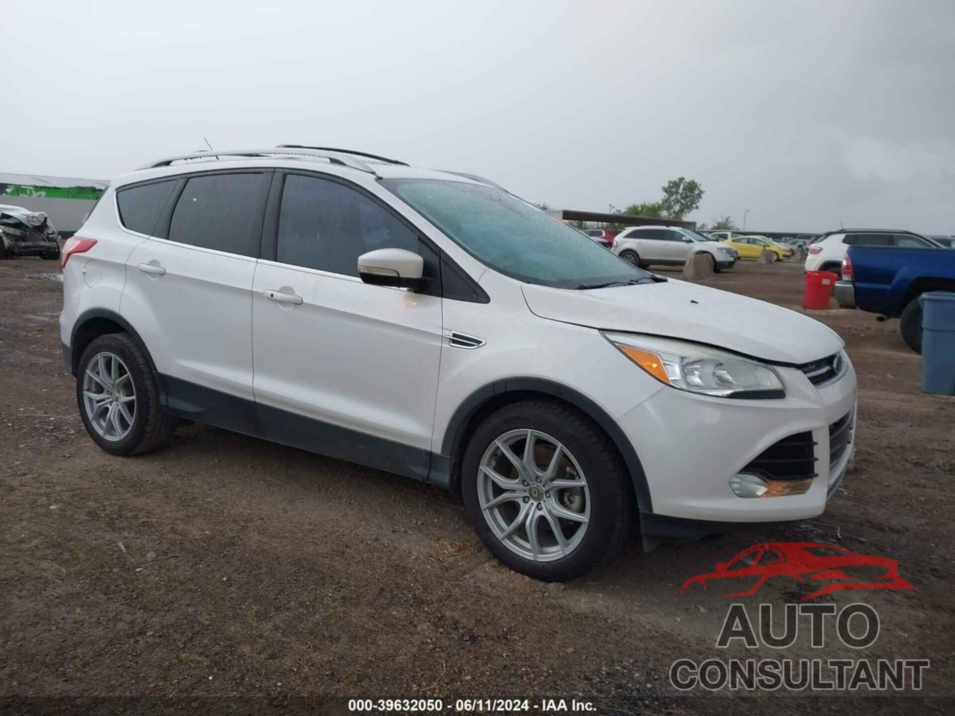 FORD ESCAPE 2016 - 1FMCU0J91GUA38463