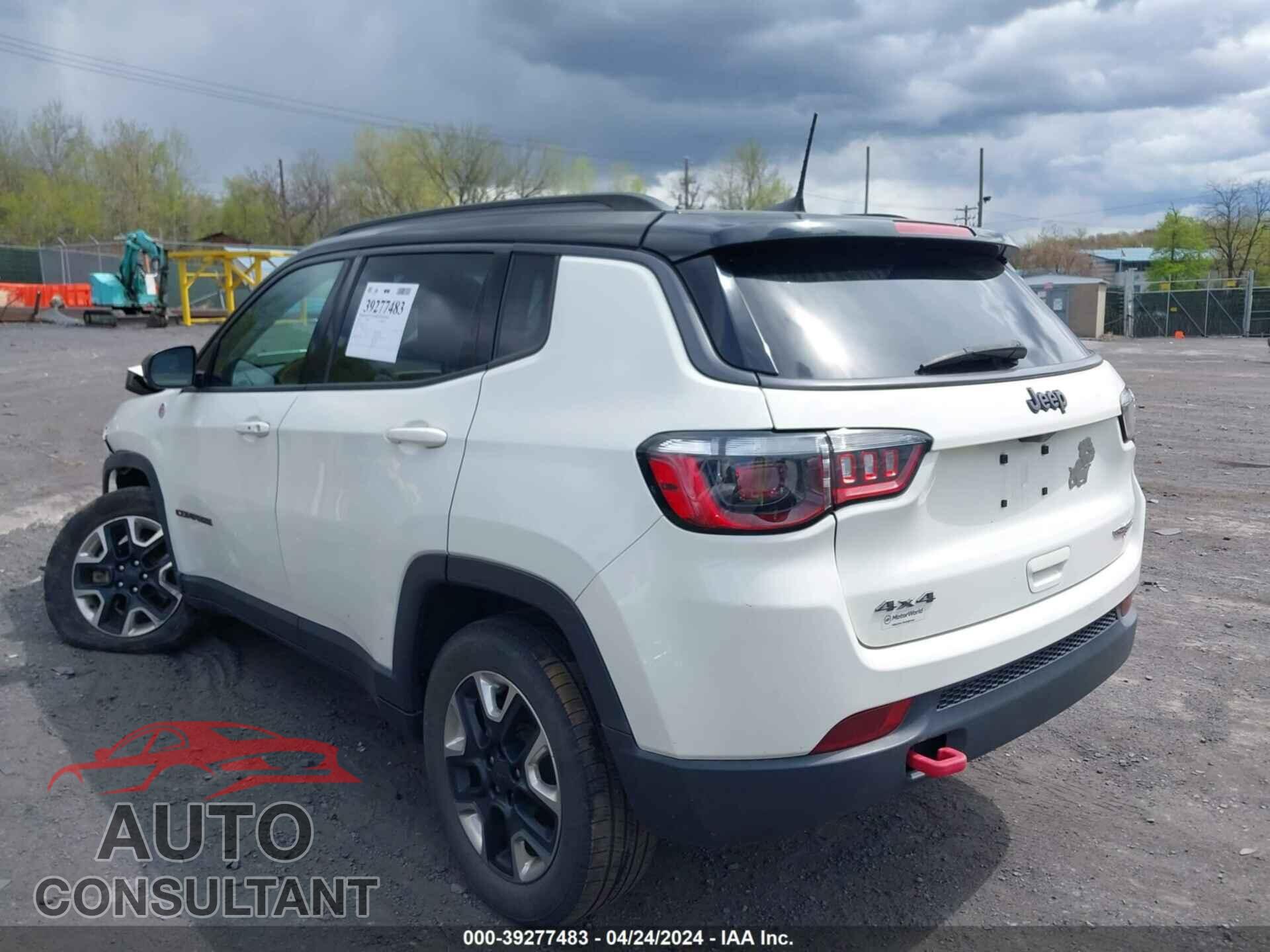 JEEP COMPASS 2018 - 3C4NJDDB0JT115420