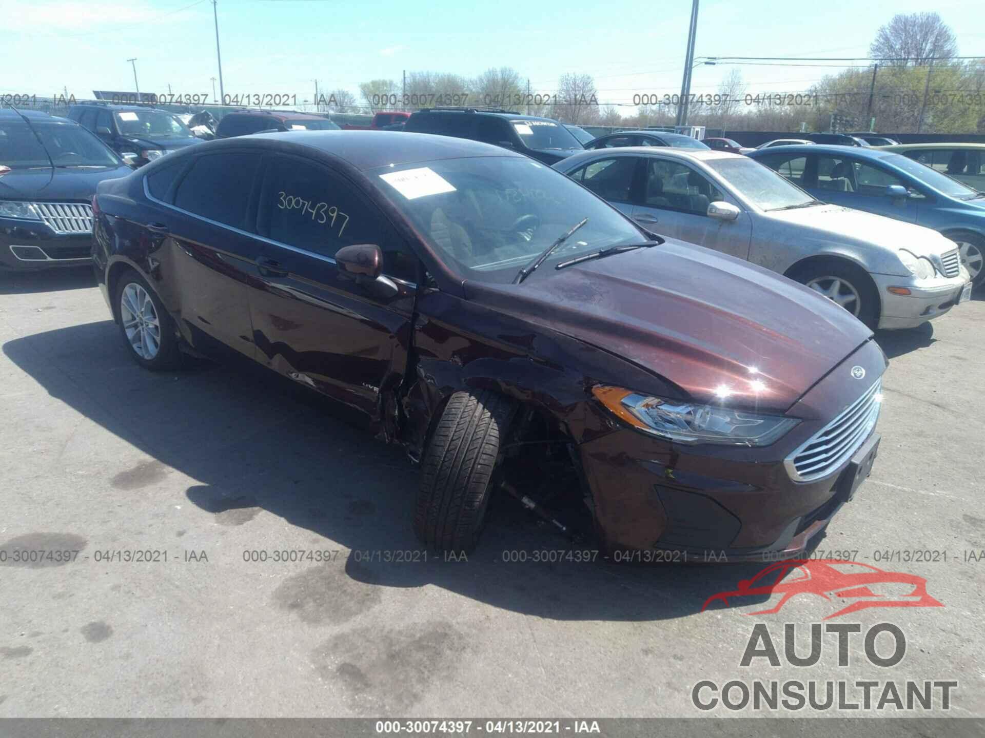 FORD FUSION HYBRID 2019 - 3FA6P0LU8KR165341