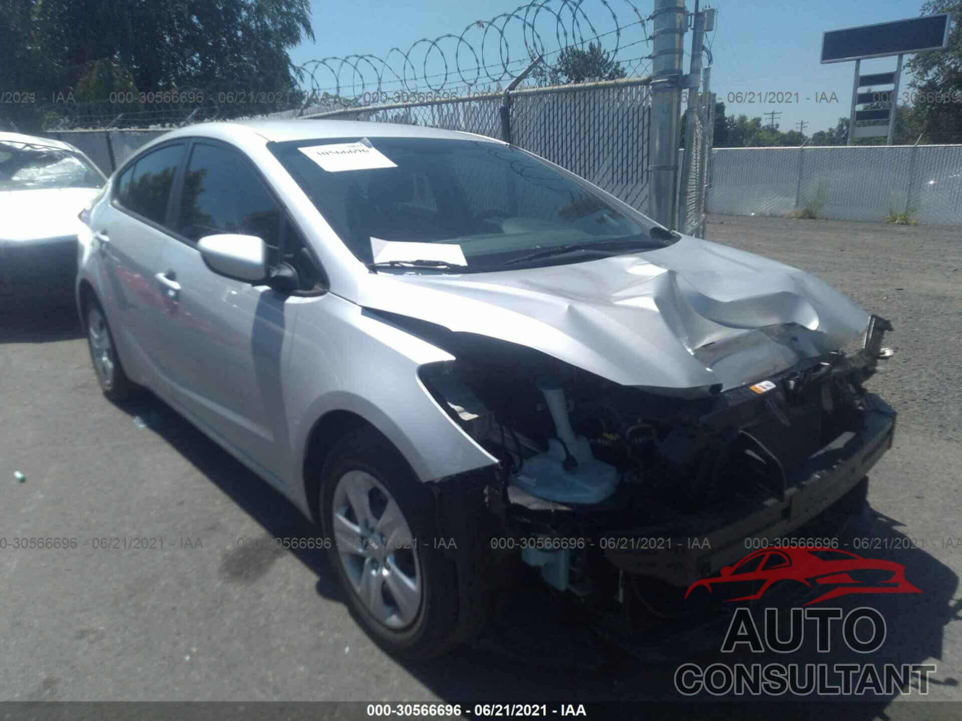 KIA FORTE 2018 - 3KPFL4A7XJE204558
