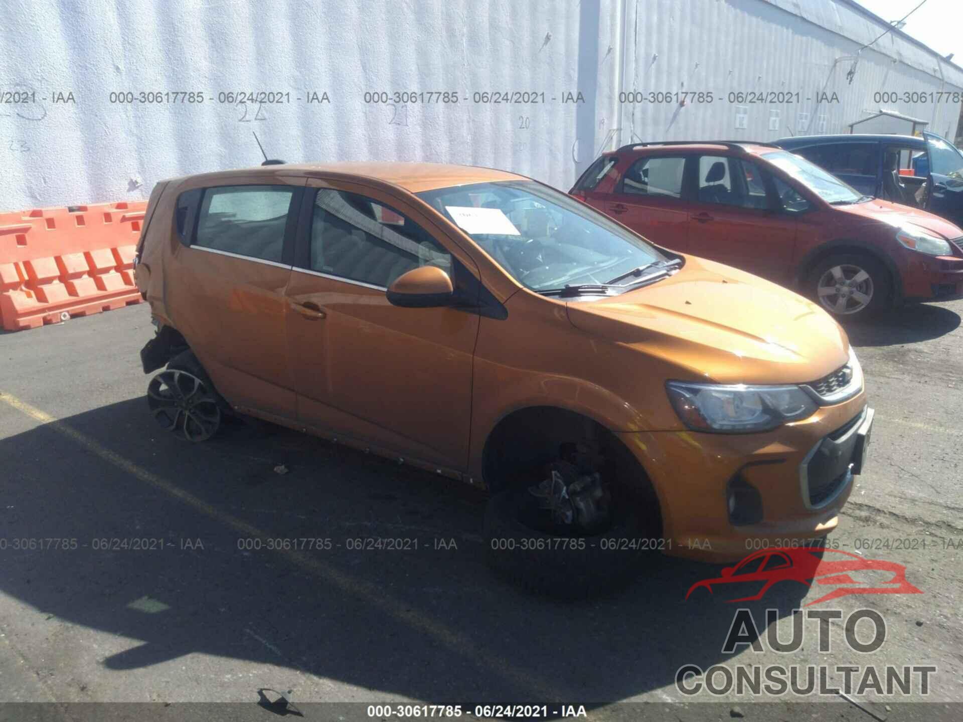 CHEVROLET SONIC 2017 - 1G1JD6SG0H4119749
