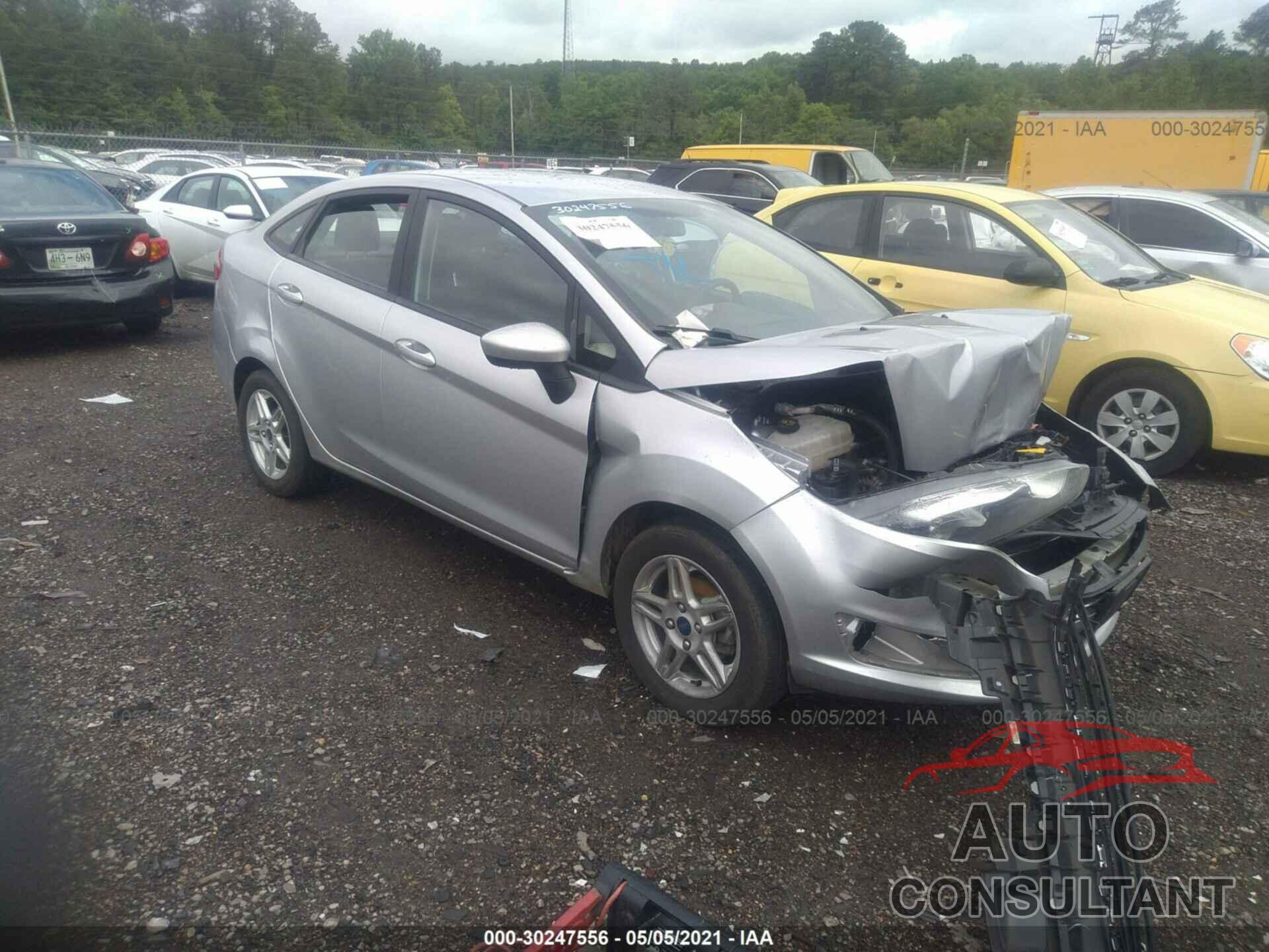 FORD FIESTA 2018 - 3FADP4BJ2JM135608