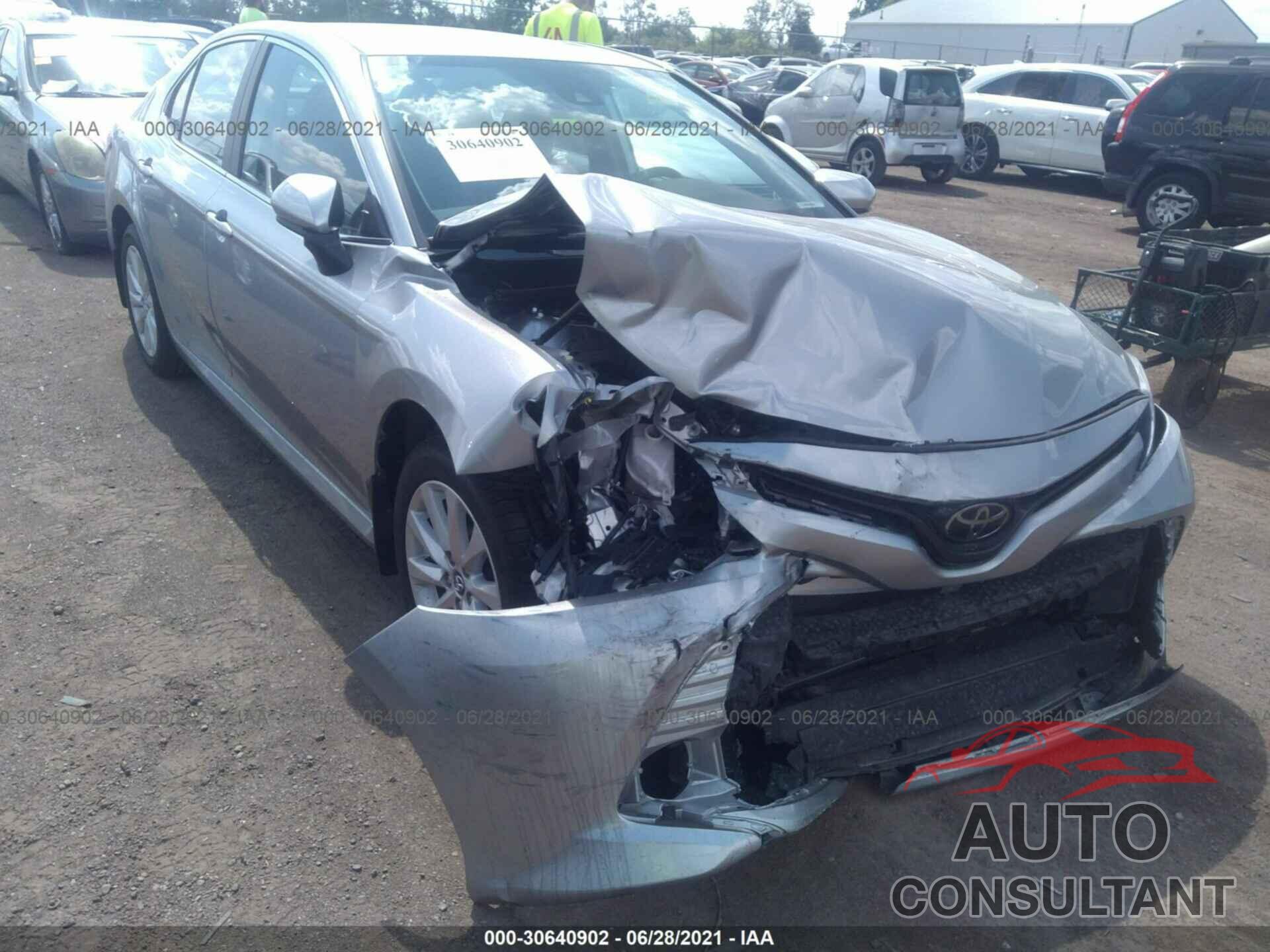 TOYOTA CAMRY 2020 - 4T1C11AK4LU902286