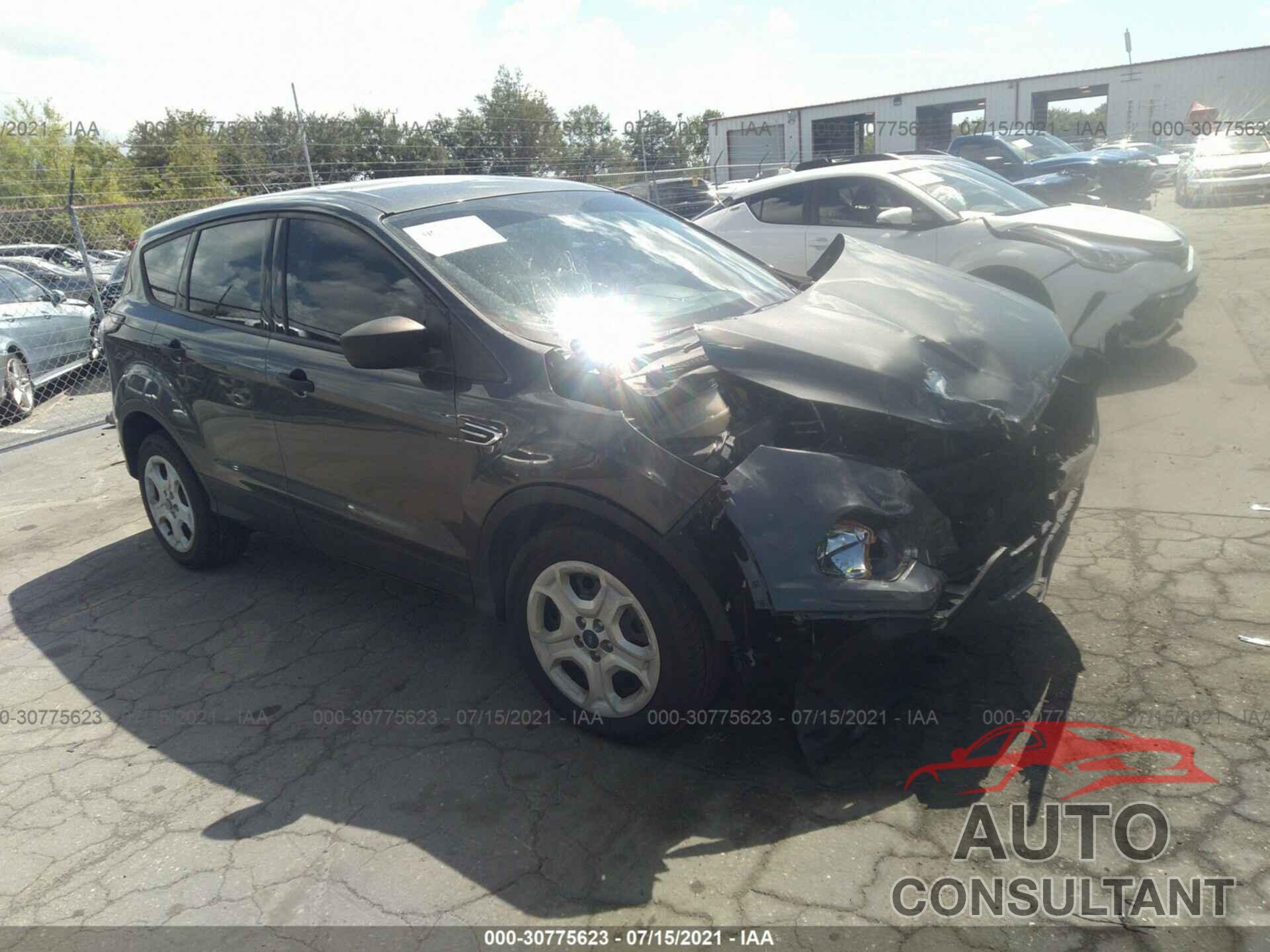 FORD ESCAPE 2017 - 1FMCU0F79HUE13024