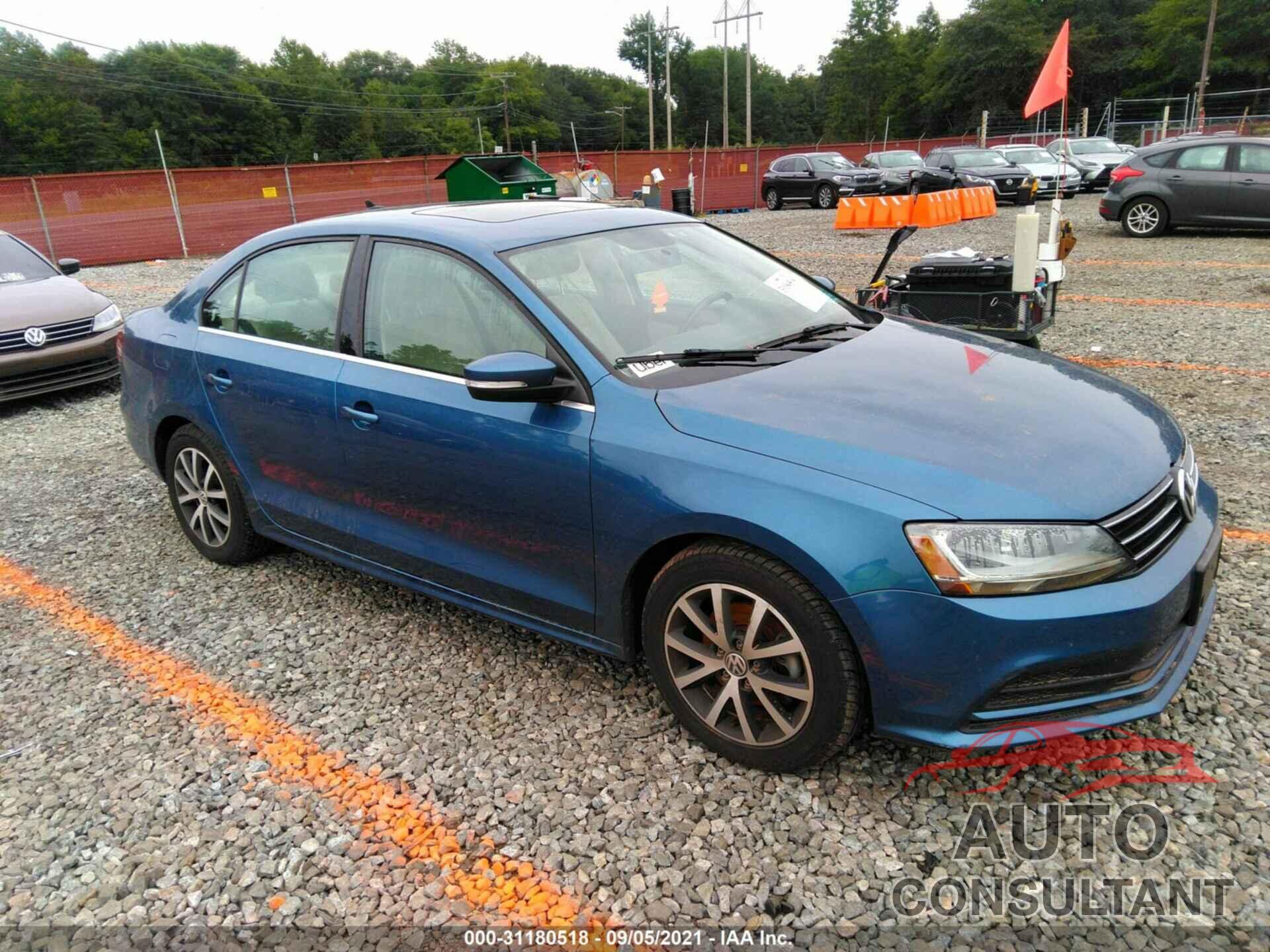 VOLKSWAGEN JETTA 2017 - 3VWDB7AJ2HM379102
