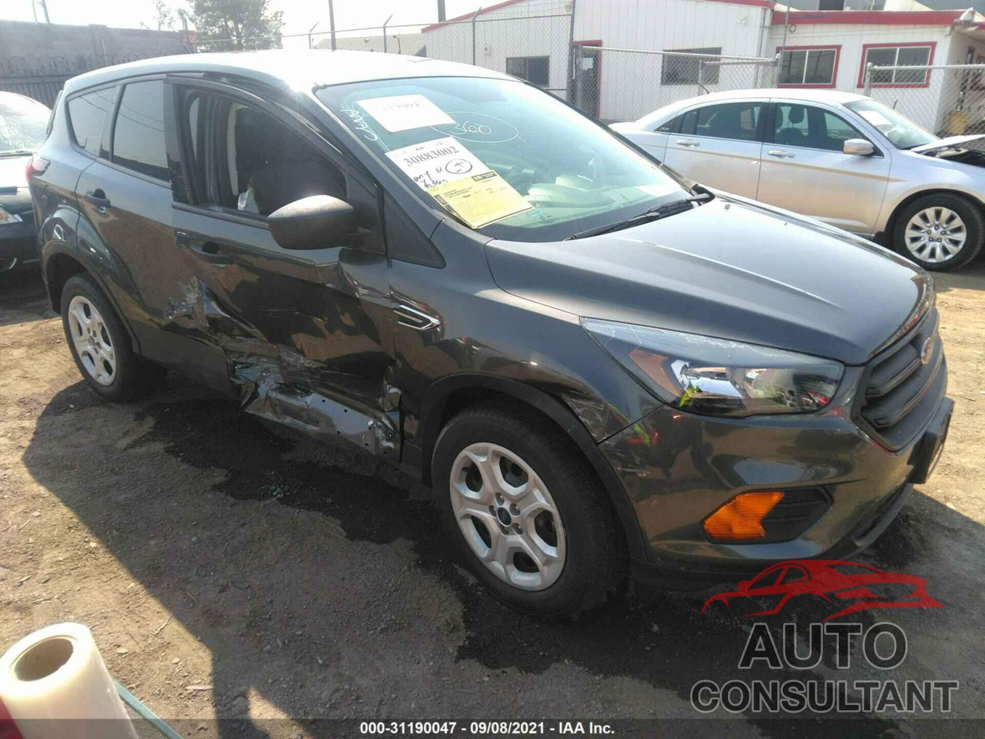 FORD ESCAPE 2019 - 1FMCU0F74KUB28318