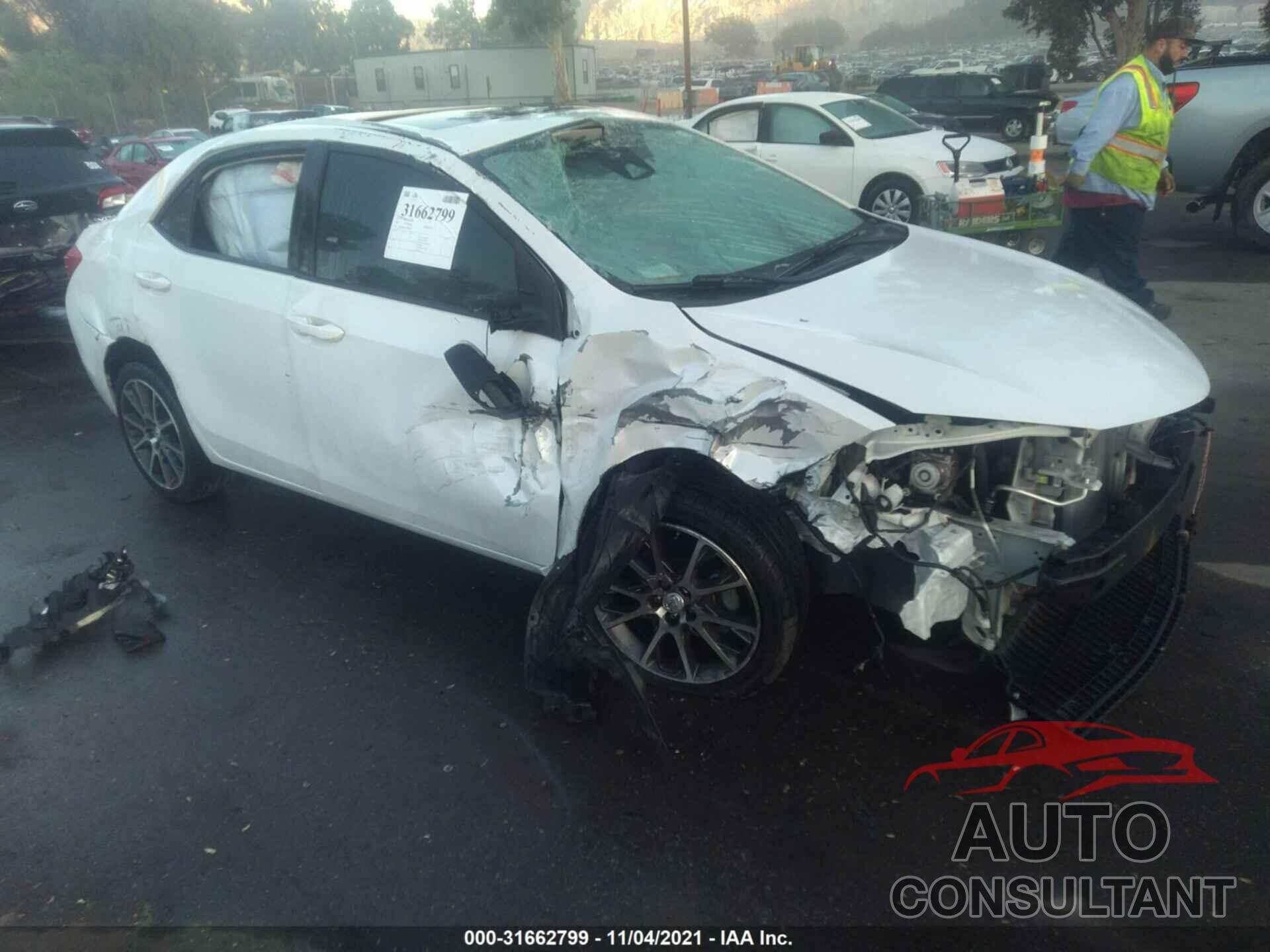TOYOTA COROLLA 2017 - 5YFBURHE9HP597636