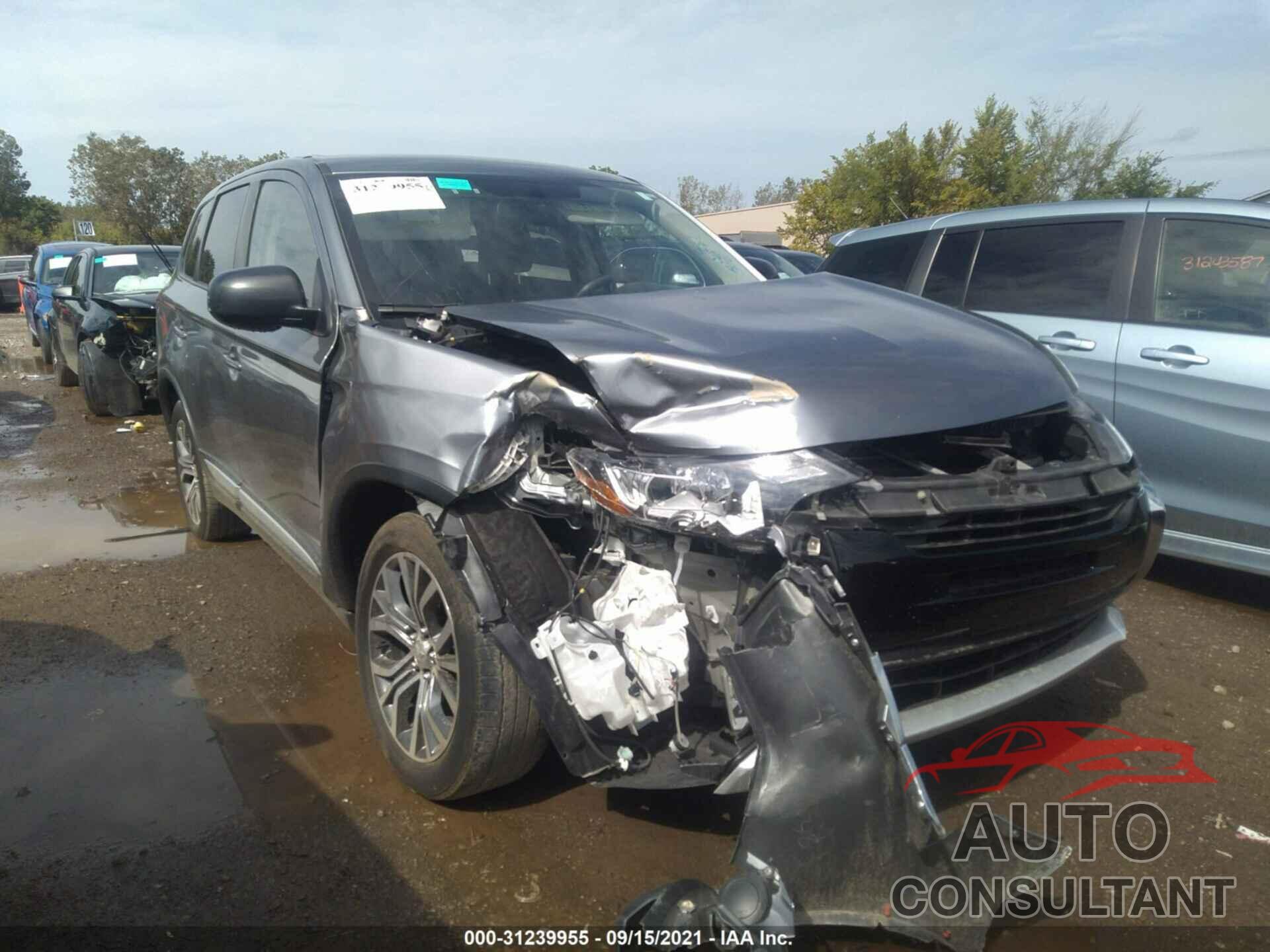 MITSUBISHI OUTLANDER 2018 - JA4AZ3A33JZ040441