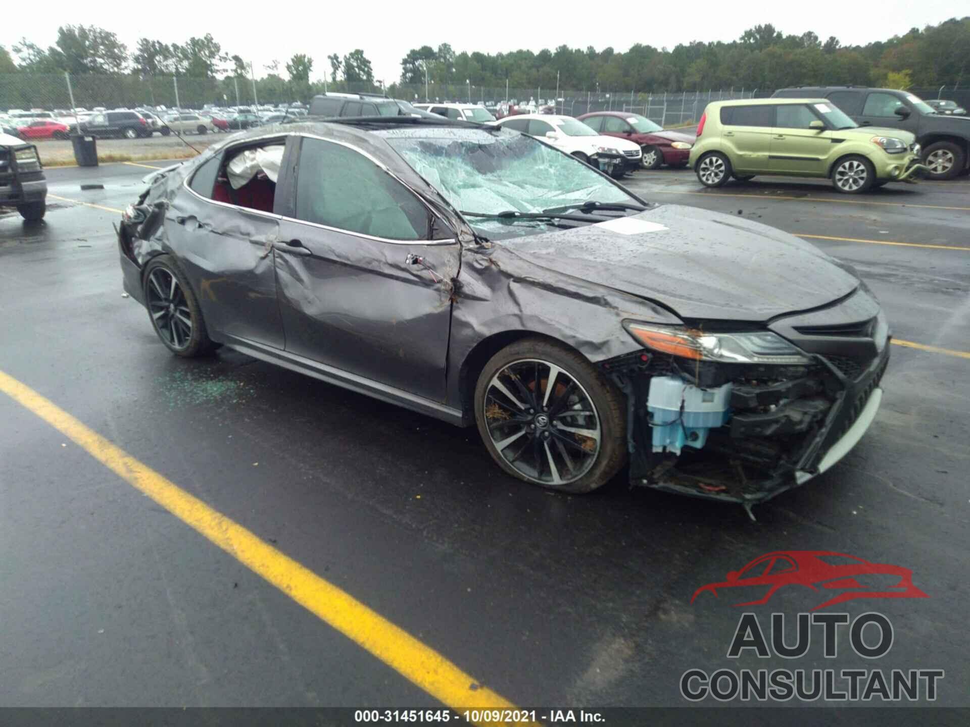 TOYOTA CAMRY 2019 - 4T1B61HK3KU838887