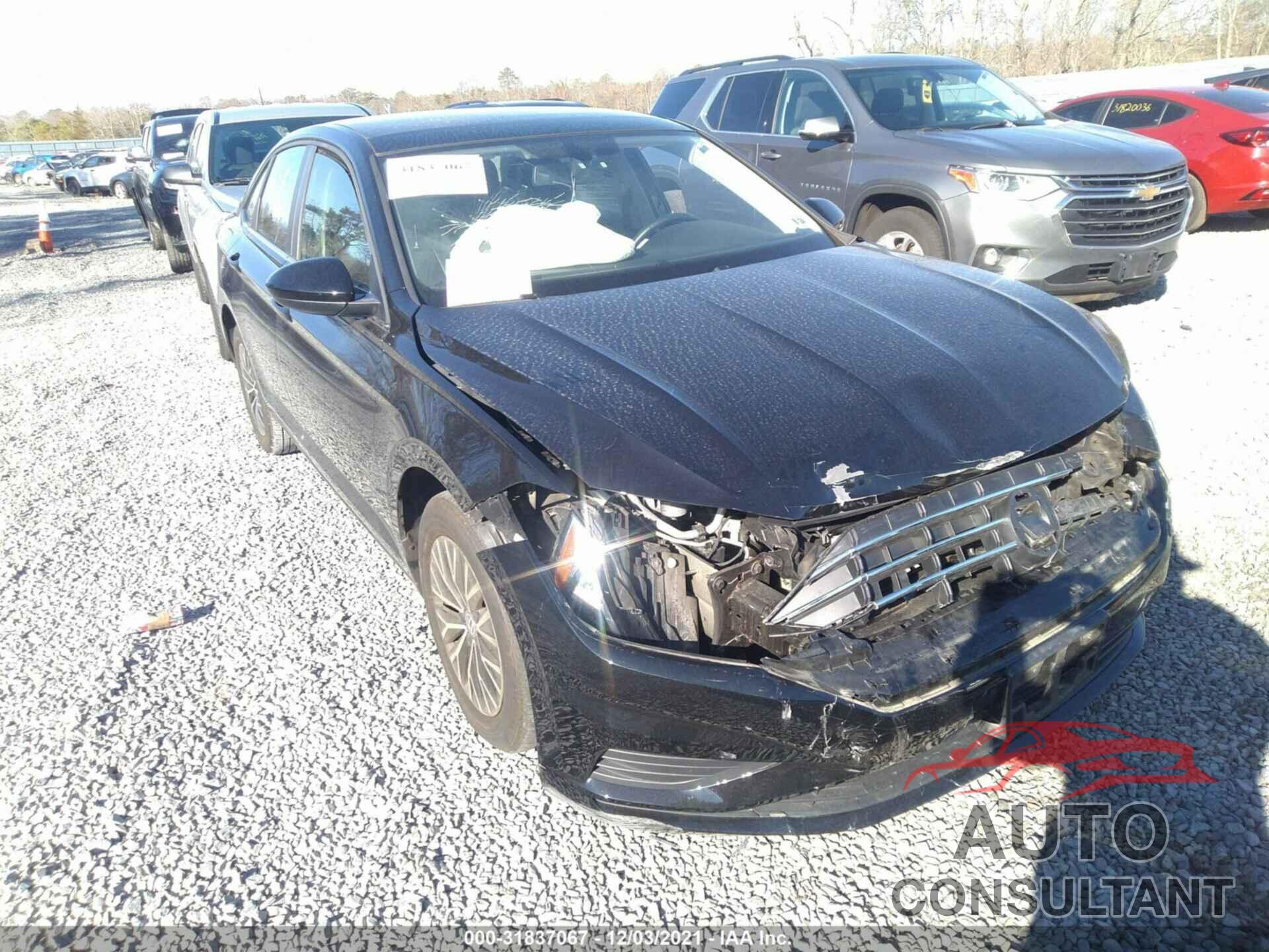 VOLKSWAGEN JETTA 2019 - 3VWCB7BU6KM205674