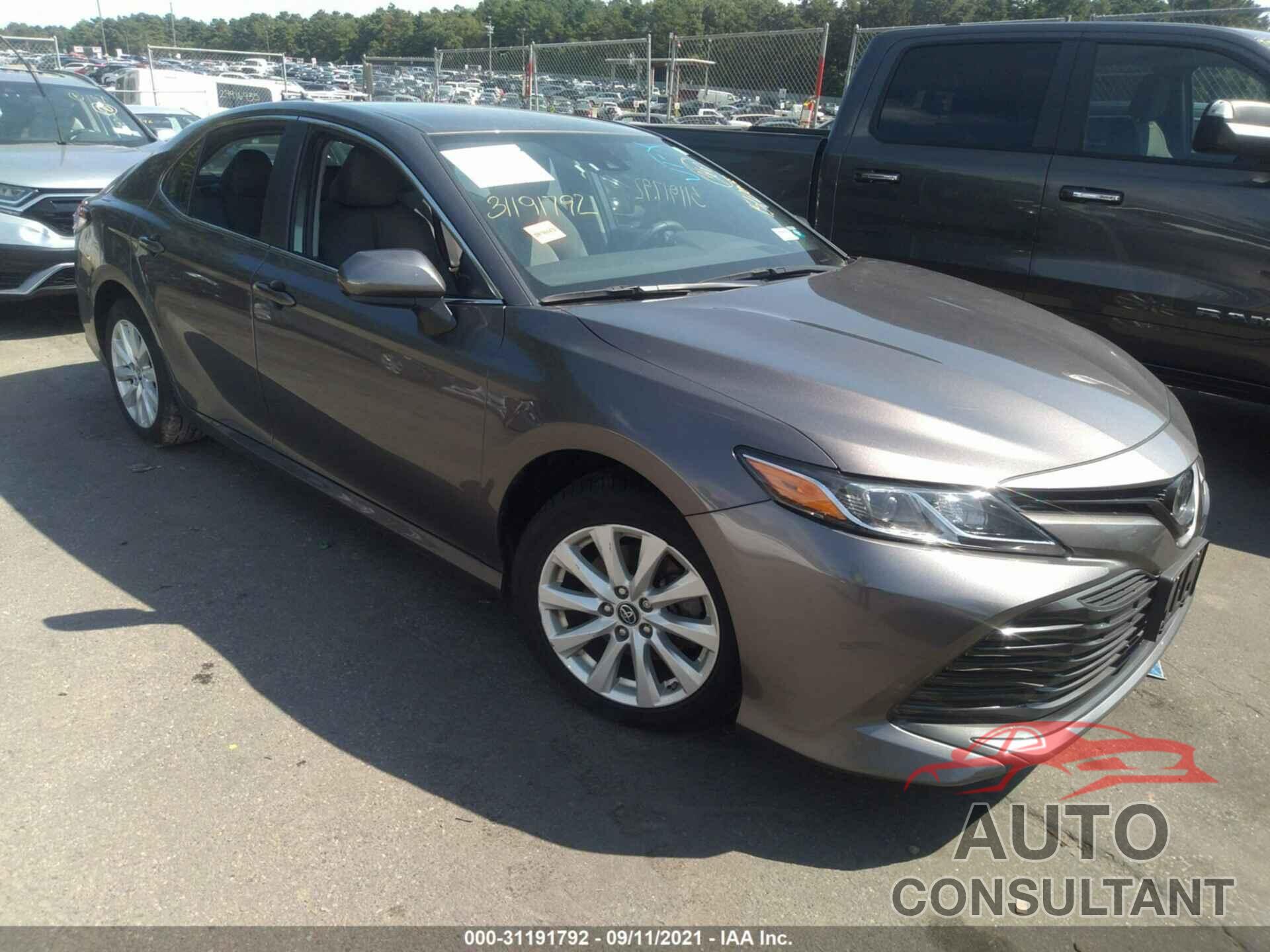 TOYOTA CAMRY 2019 - 4T1B11HKXKU680899