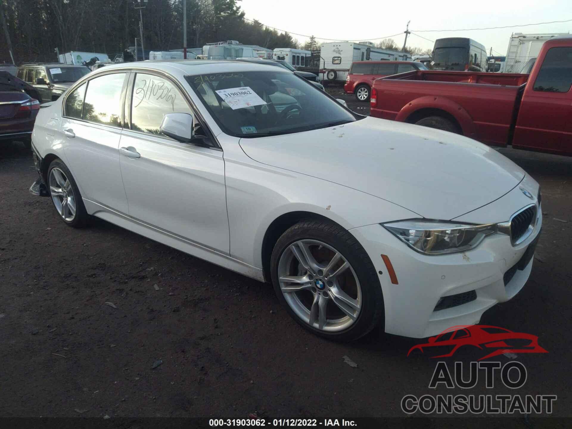 BMW 3 SERIES 2016 - WBA8B7G52GNT95414