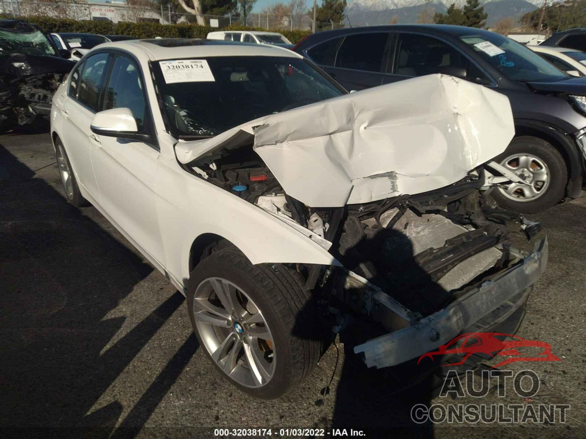 BMW 3 SERIES 2018 - WBA8B9G56JNU97186