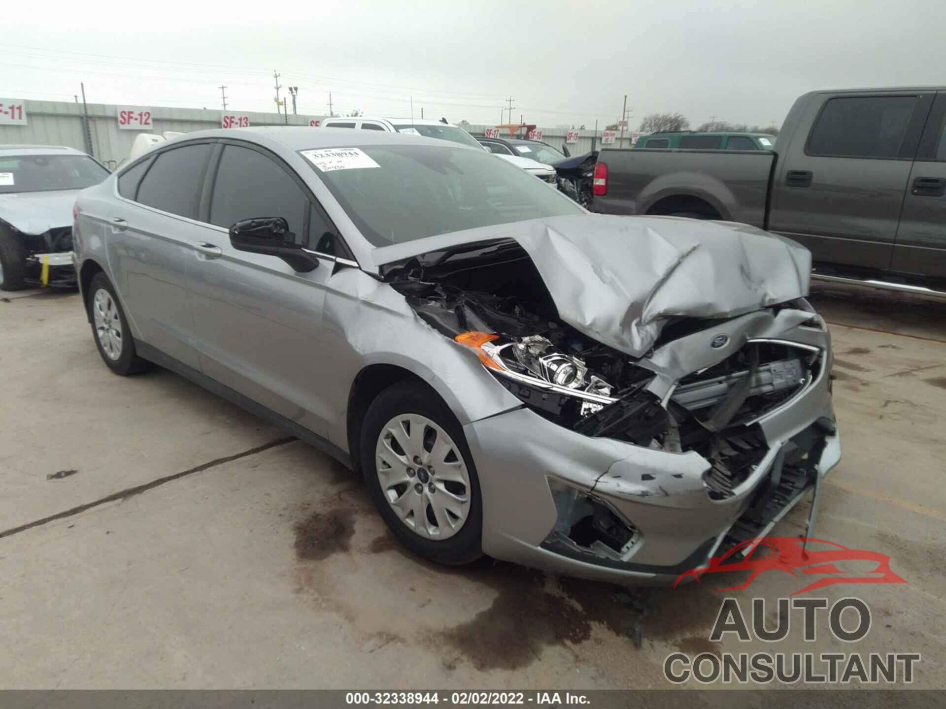 FORD FUSION 2020 - 3FA6P0G75LR181678