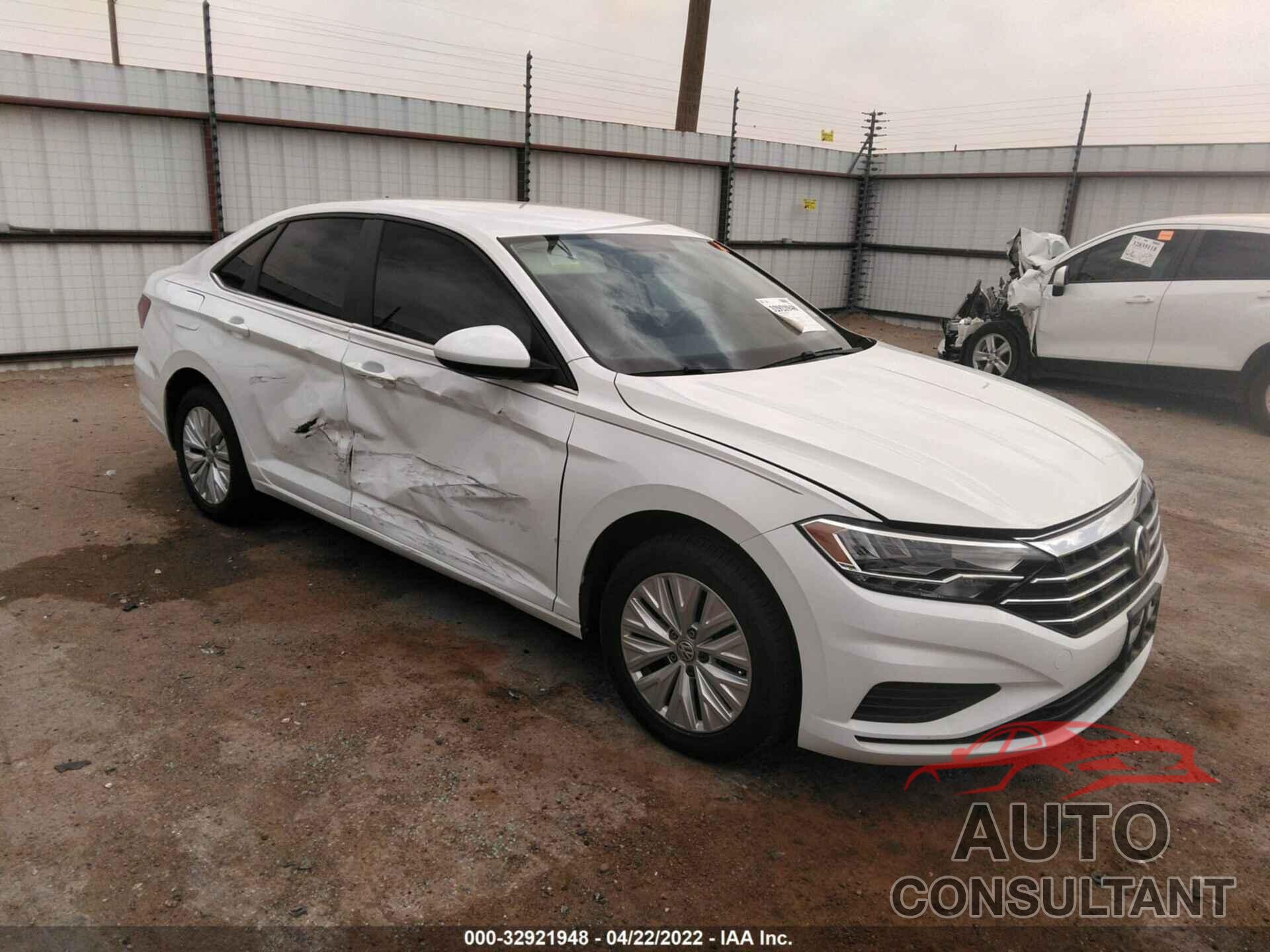 VOLKSWAGEN JETTA 2019 - 3VWC57BU6KM049076