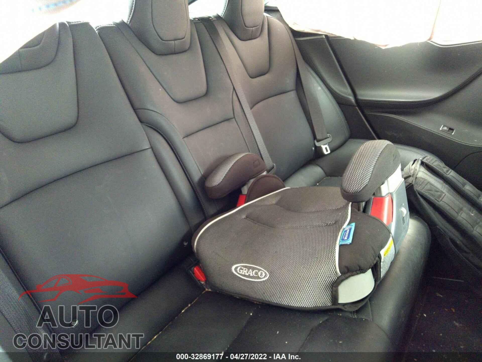 TESLA MODEL S 2020 - 5YJSA1E22LF379028