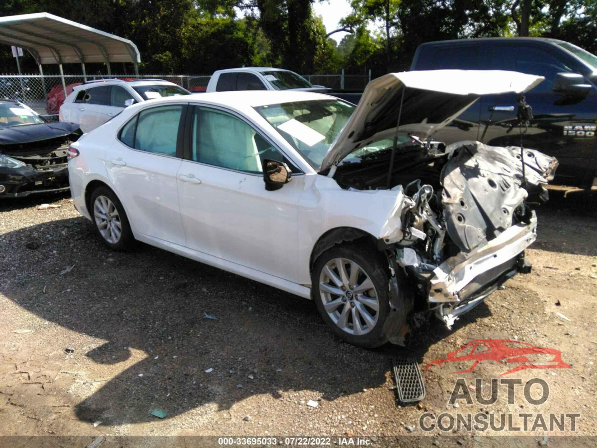TOYOTA CAMRY 2019 - 4T1B11HK8KU180532