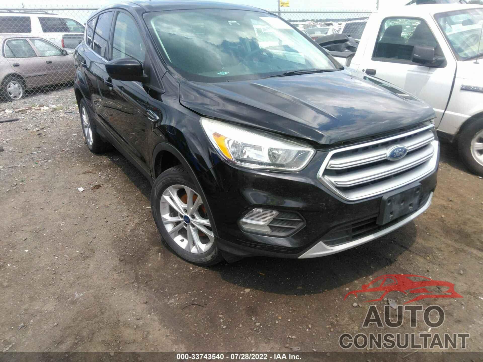 FORD ESCAPE 2017 - 1FMCU0GD2HUC65996