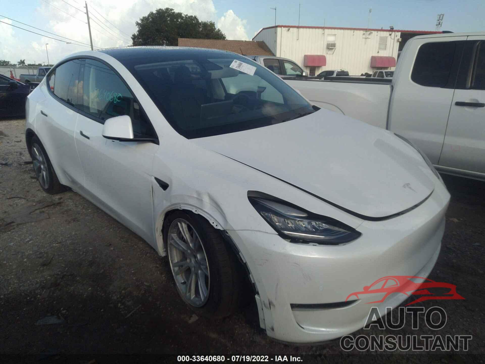 TESLA MODEL Y 2021 - 5YJYGDEE0MF258018
