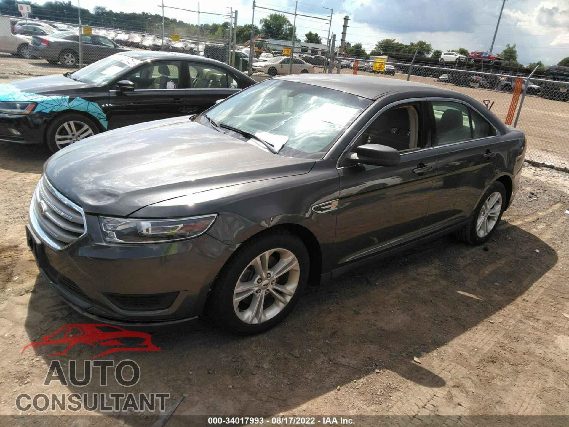 FORD TAURUS 2017 - 1FAHP2D82HG106498