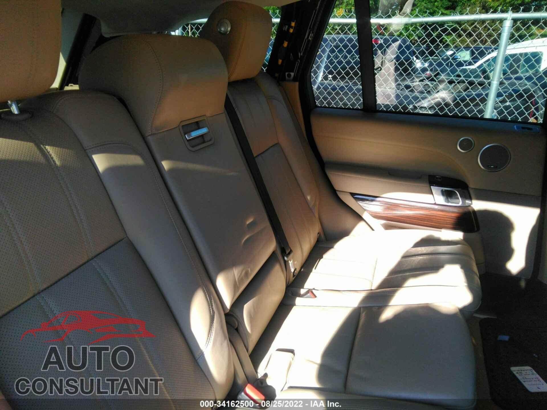 LAND ROVER RANGE ROVER 2017 - SALGS2FV0HA335555